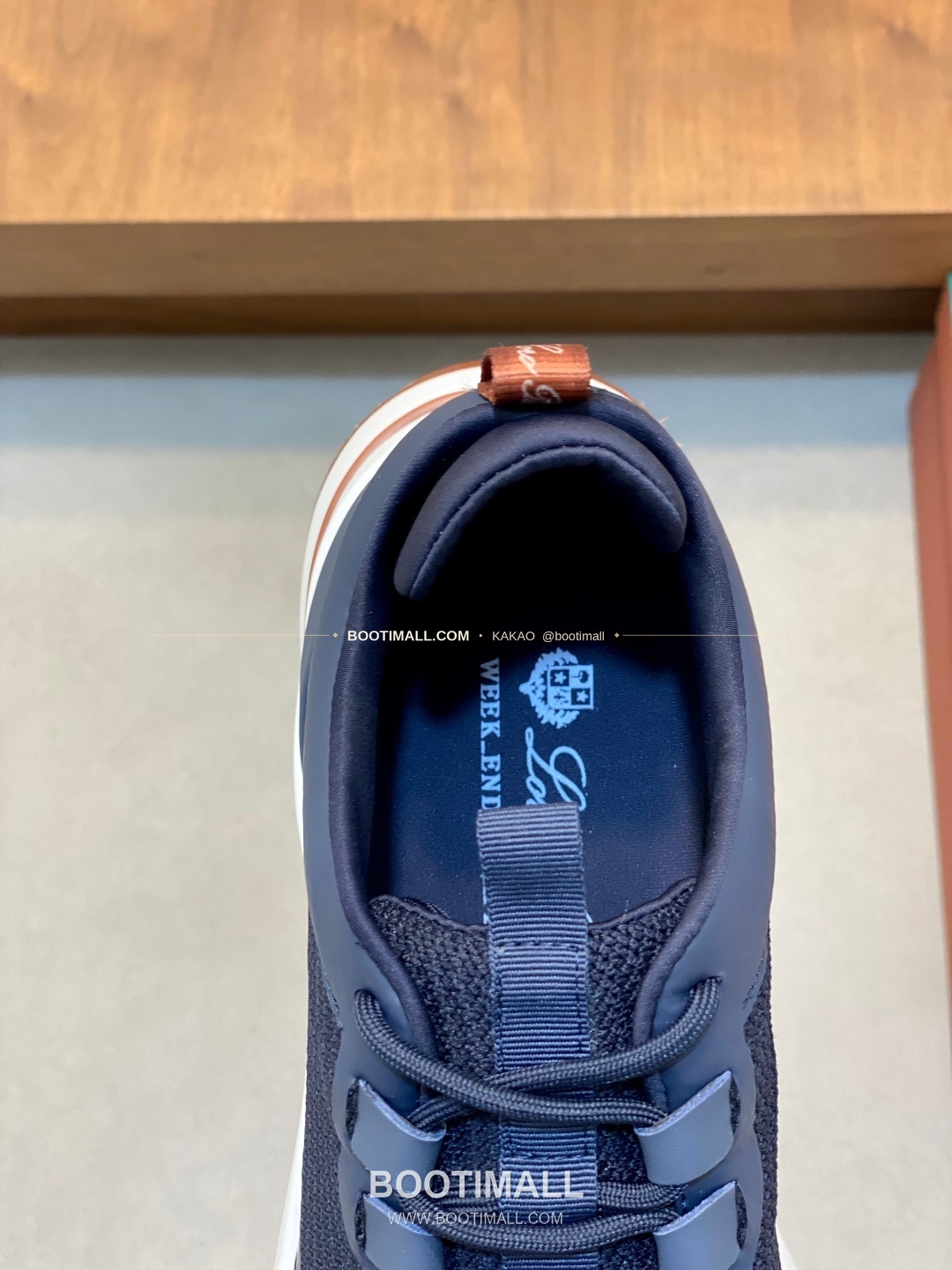 로로피아나 캐시미어 플라이니트 메쉬 로고 레이스업 스니커즈 네이비 Loro Piana Cashmere Flyknit Mesh Logo Lace-Up Sneakers 7