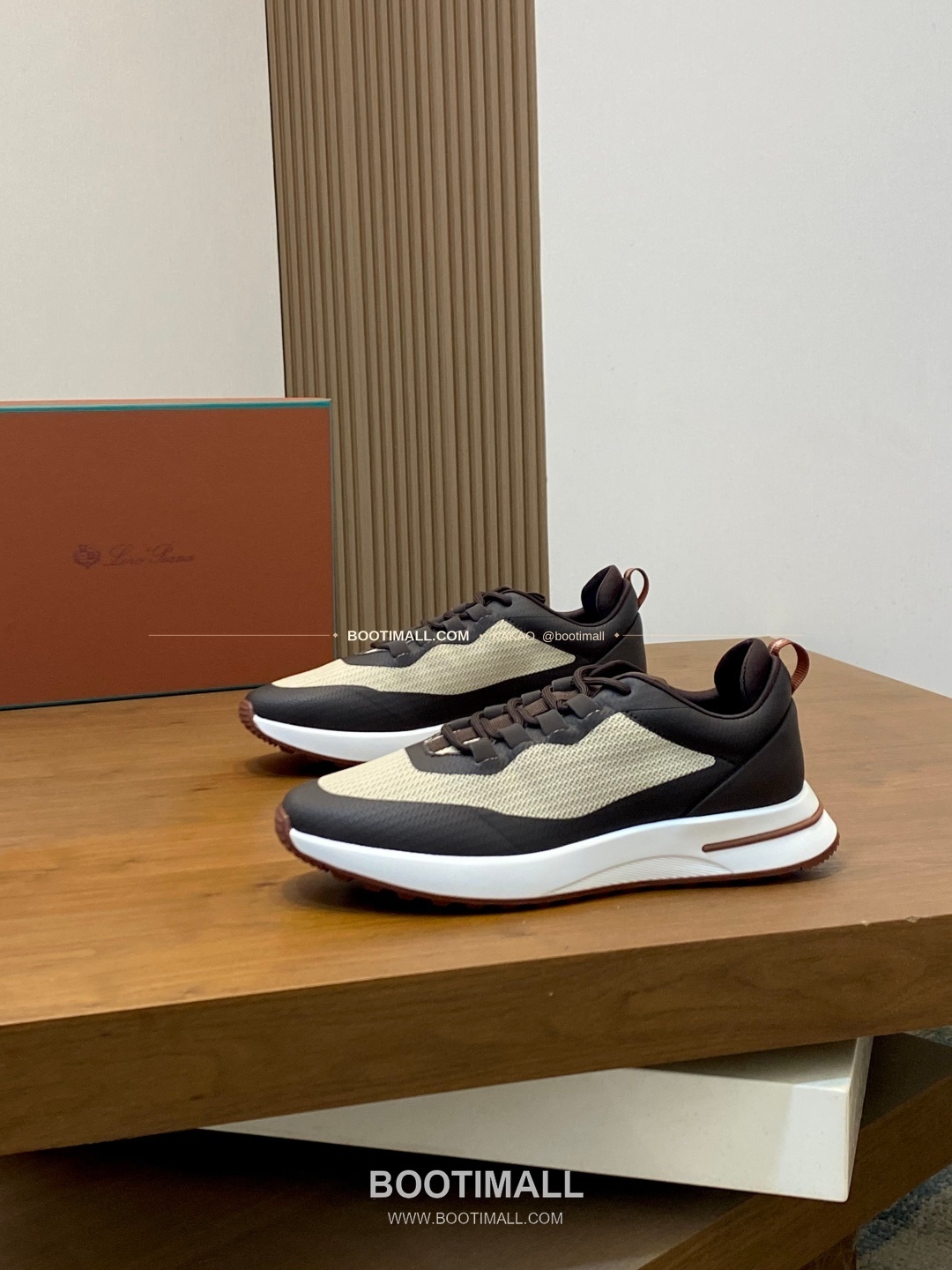 로로피아나 캐시미어 플라이니트 메쉬 로고 레이스업 스니커즈 Loro Piana Cashmere Flyknit Mesh Logo Lace-Up Sneakers 3