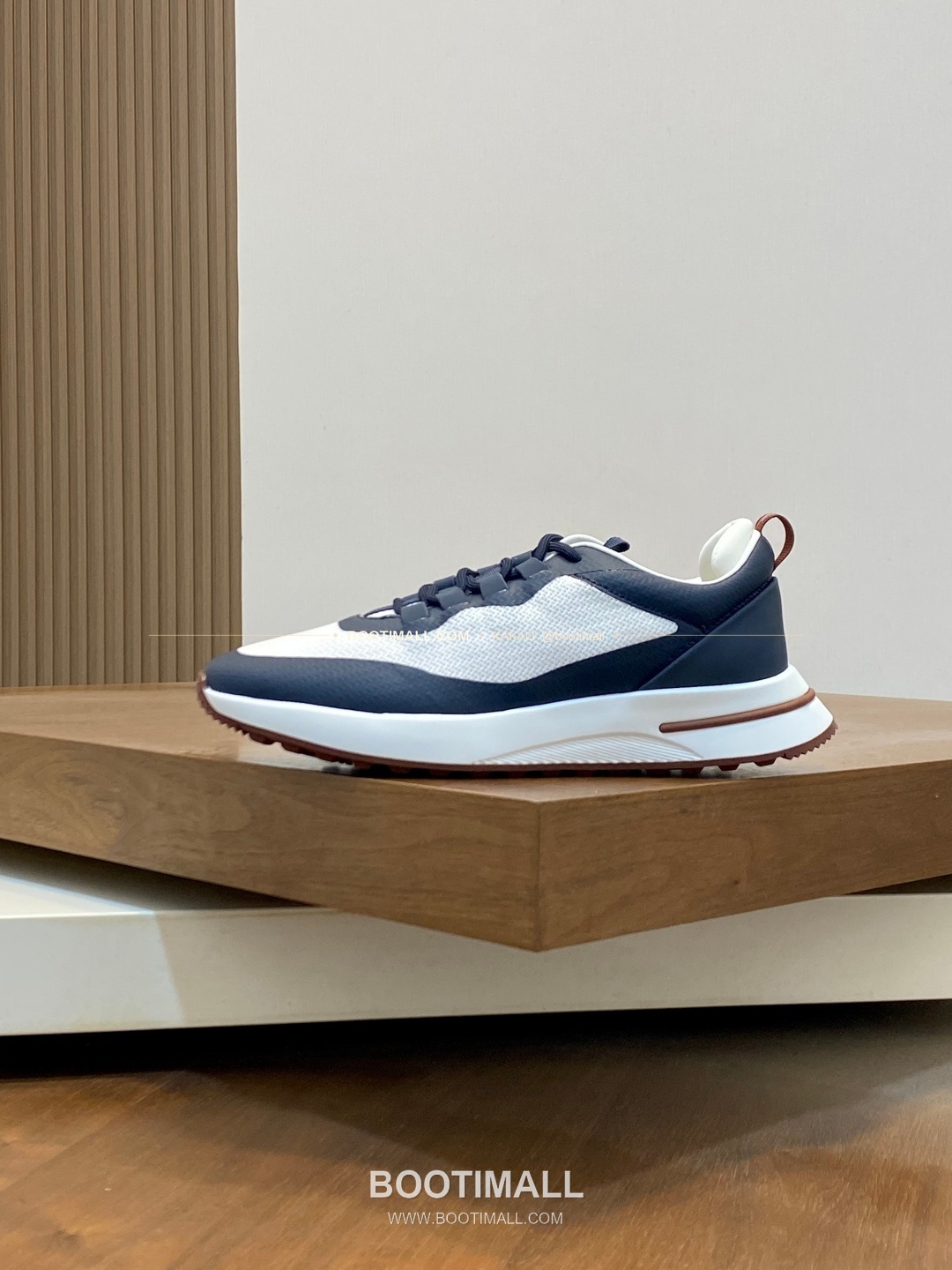 로로피아나 캐시미어 플라이니트 메쉬 로고 레이스업 스니커즈 Loro Piana Cashmere Flyknit Mesh Logo Lace-Up Sneakers 2