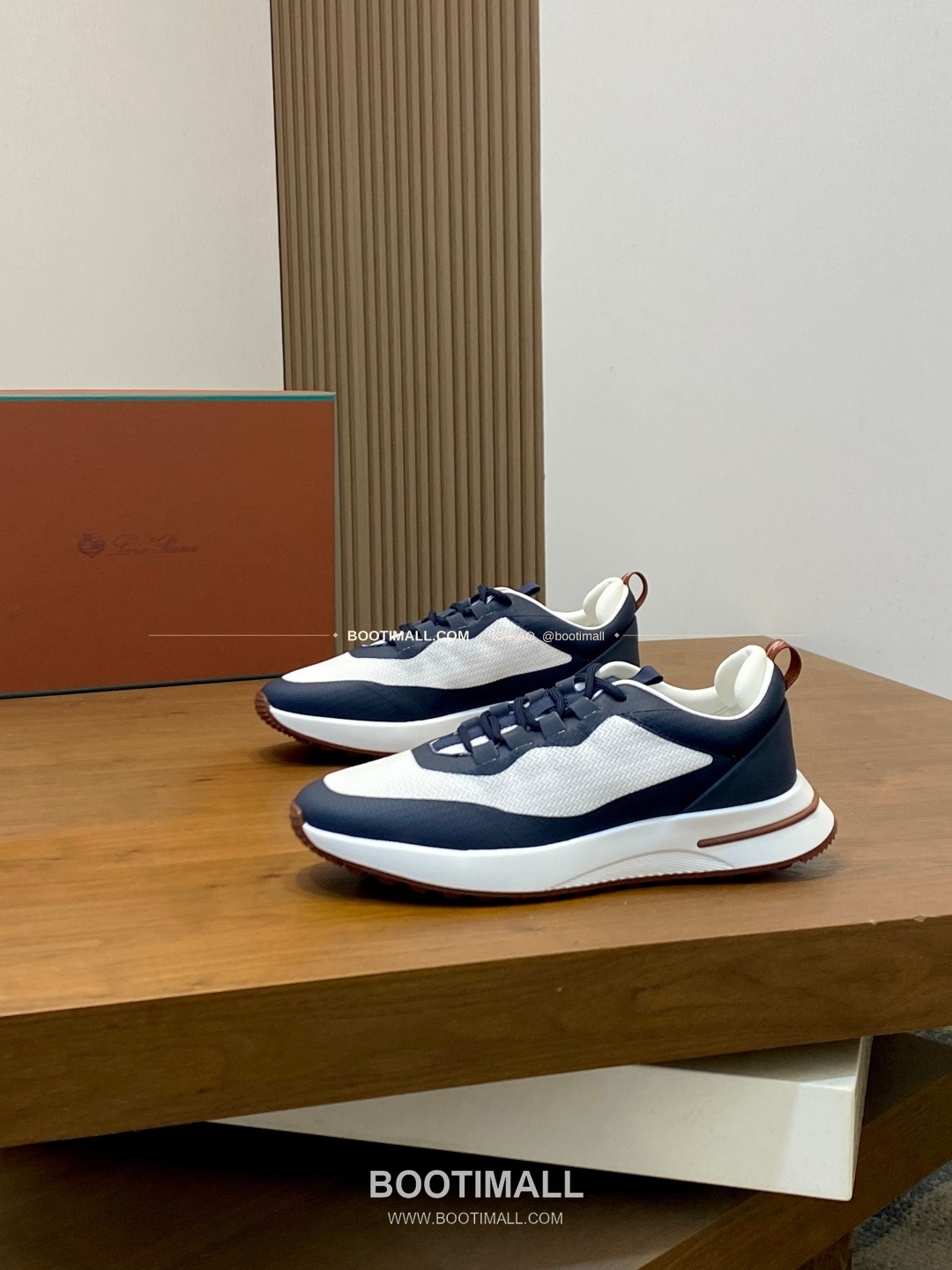 로로피아나 캐시미어 플라이니트 메쉬 로고 레이스업 스니커즈 Loro Piana Cashmere Flyknit Mesh Logo Lace-Up Sneakers 3