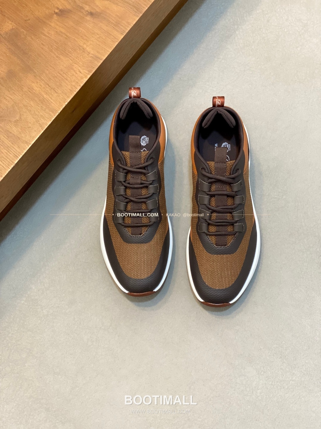 로로피아나 캐시미어 플라이니트 메쉬 로고 레이스업 스니커즈 브라운 Loro Piana Cashmere Flyknit Mesh Logo Lace-Up Sneakers 1