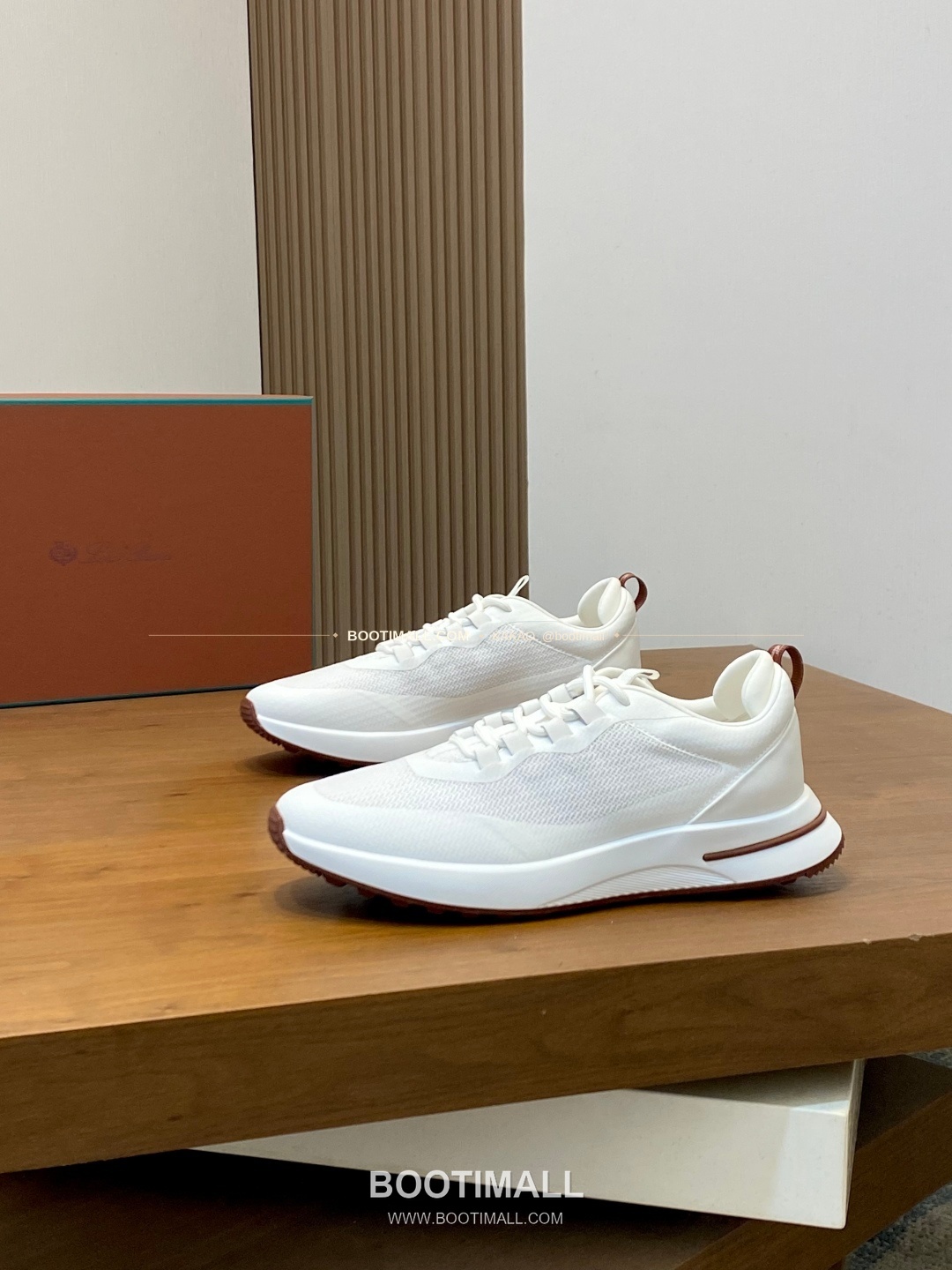 로로피아나 캐시미어 플라이니트 메쉬 로고 레이스업 스니커즈 화이트 Loro Piana Cashmere Flyknit Mesh Logo Lace-Up Sneakers 3