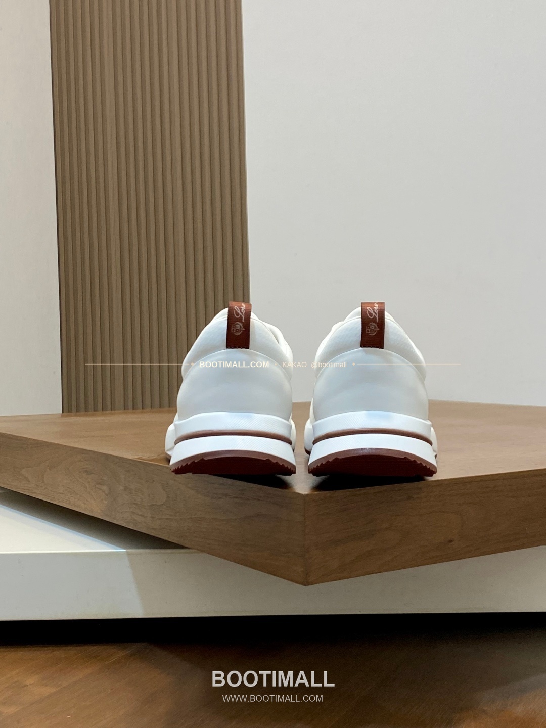 로로피아나 캐시미어 플라이니트 메쉬 로고 레이스업 스니커즈 화이트 Loro Piana Cashmere Flyknit Mesh Logo Lace-Up Sneakers 8