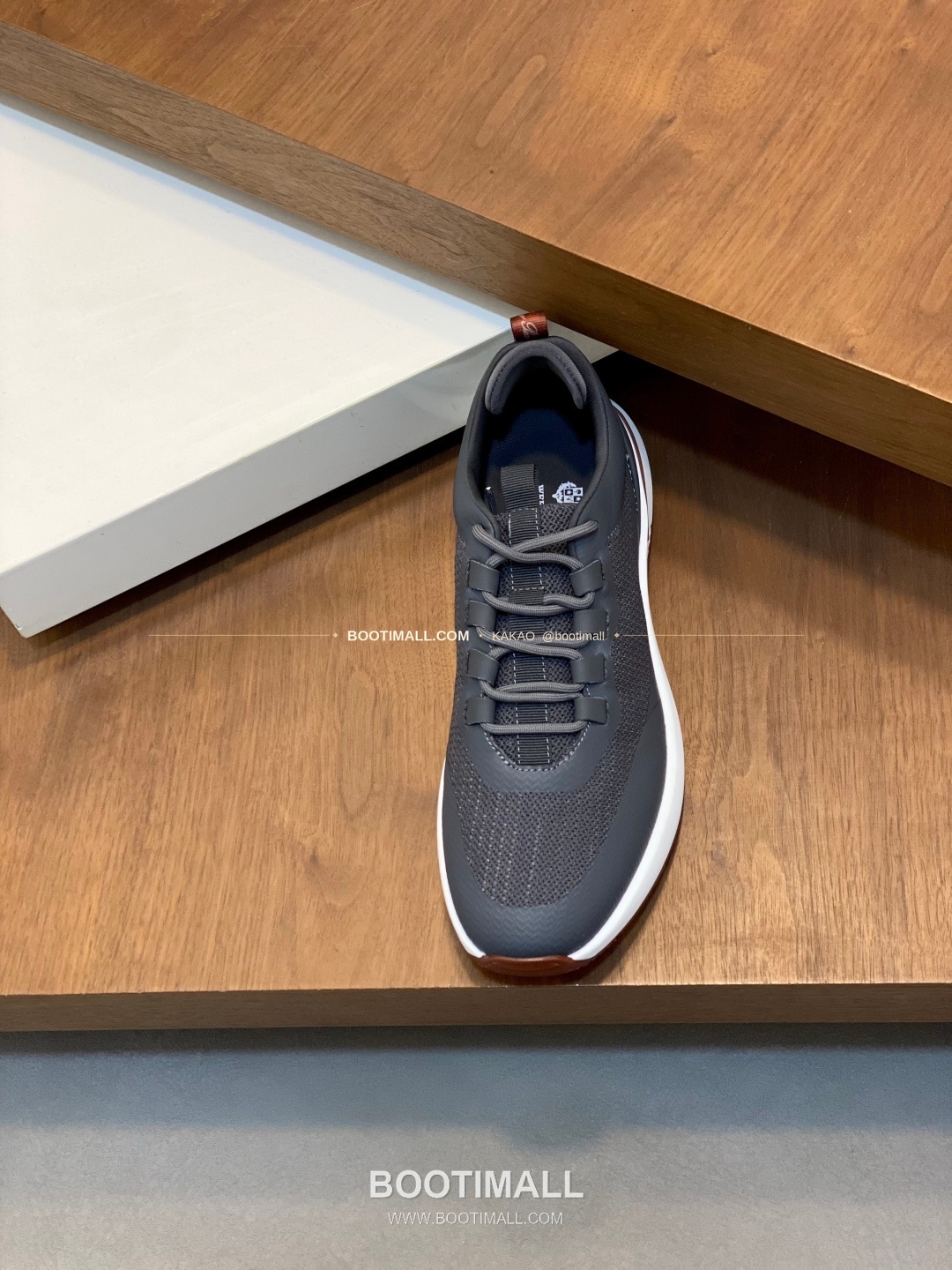 로로피아나 캐시미어 플라이니트 메쉬 로고 레이스업 스니커즈 그레이 Loro Piana Cashmere Flyknit Mesh Logo Lace-Up Sneakers 6