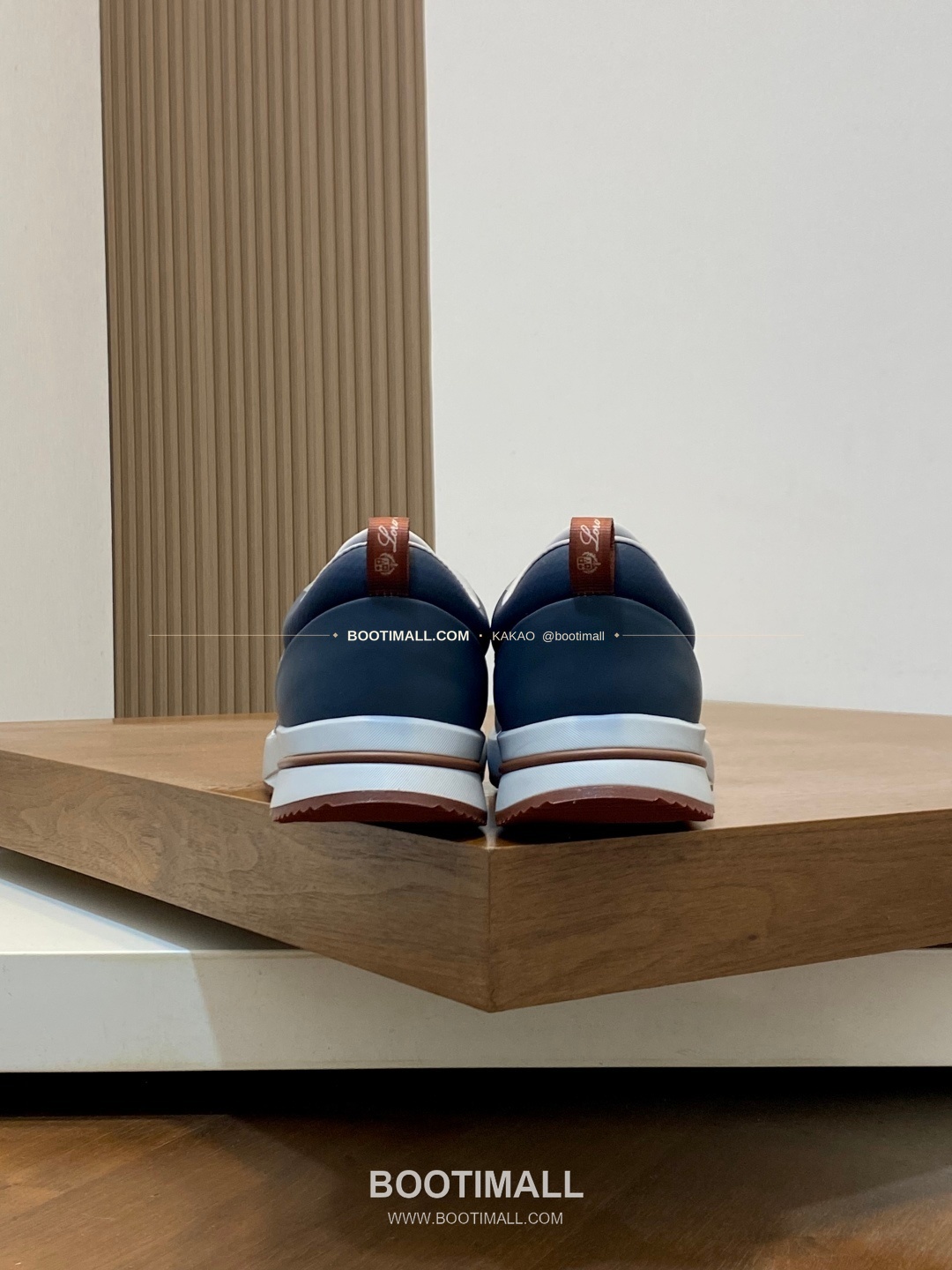 로로피아나 캐시미어 플라이니트 메쉬 로고 레이스업 스니커즈 Loro Piana Cashmere Flyknit Mesh Logo Lace-Up Sneakers 8