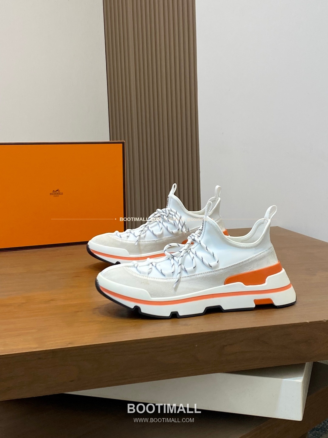 에르메스 바운싱 송아지가죽 엘라스틱 패브릭 로고 레이스업 스니커즈 화이트 Hermes Bouncing Calfskin Elastic Fabric Logo Lace-Up Sneakers 3