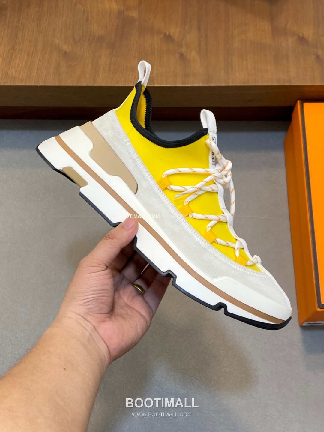 에르메스 바운싱 송아지가죽 엘라스틱 패브릭 로고 레이스업 스니커즈 옐로우 Hermes Bouncing Calfskin Elastic Fabric Logo Lace-Up Sneakers 4