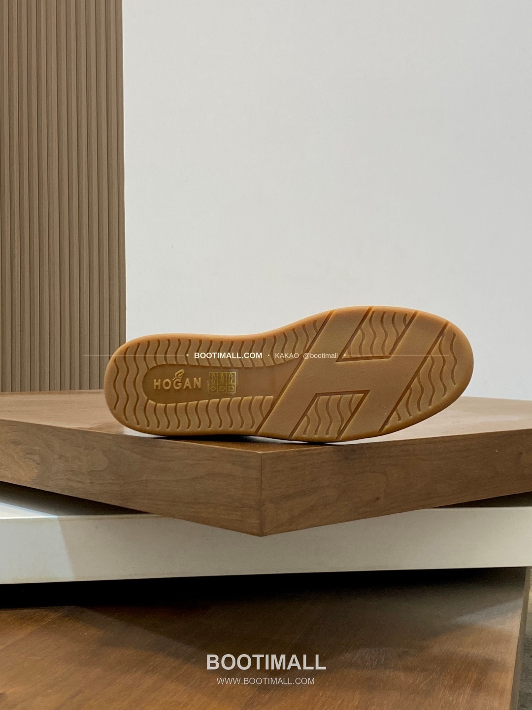 호간 H패치 송아지가죽 믹스 로고 레이스업 스니커즈 그레이 Hogan H Patch Calfskin Mix Logo Lace-Up Sneakers 9