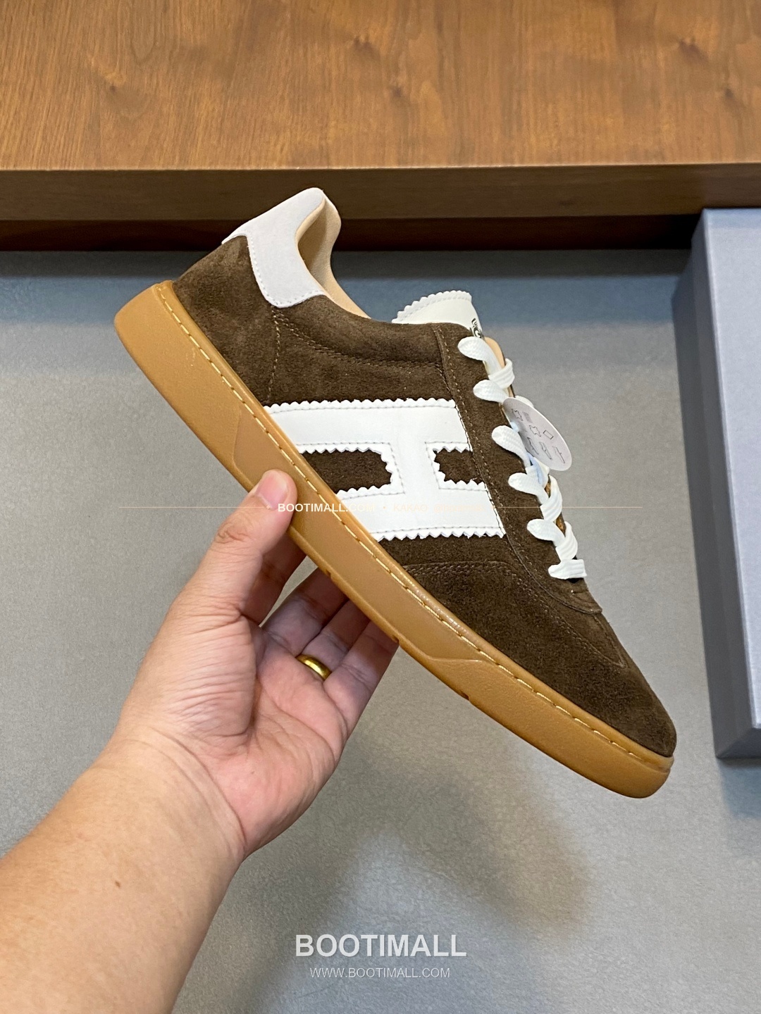 호간 H패치 송아지가죽 믹스 로고 레이스업 스니커즈 브라운 Hogan H Patch Calfskin Mix Logo Lace-Up Sneakers 4