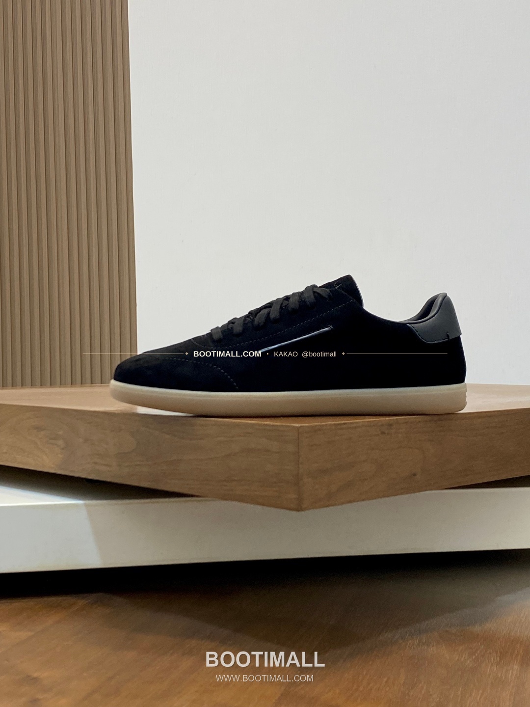 제냐 232 스웨이드 로고 레이스업 스니커즈 블랙 Zegna 232 Suede Logo Lace-Up Sneakers 2