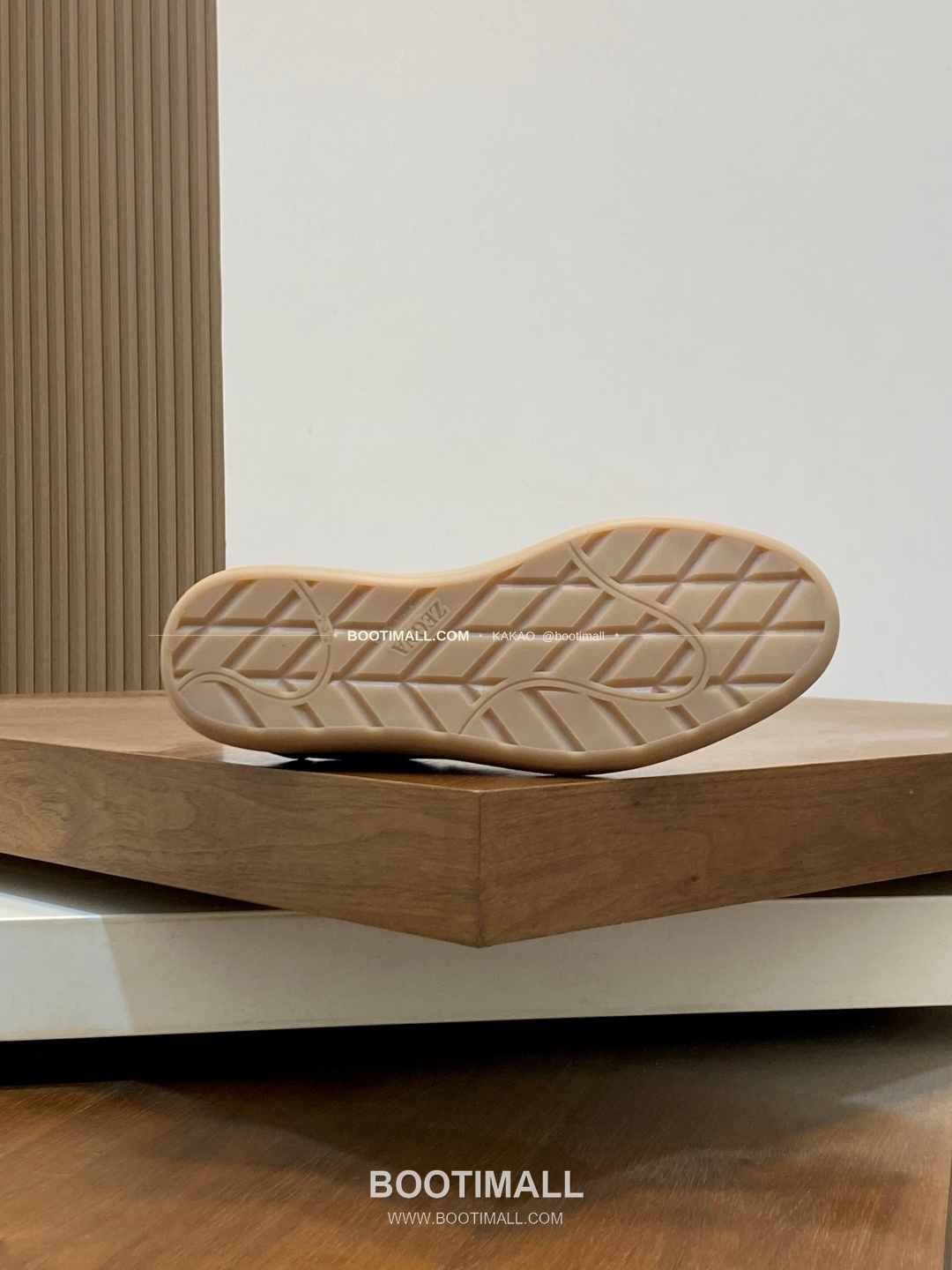 제냐 232 스웨이드 로고 레이스업 스니커즈 블랙 Zegna 232 Suede Logo Lace-Up Sneakers 9