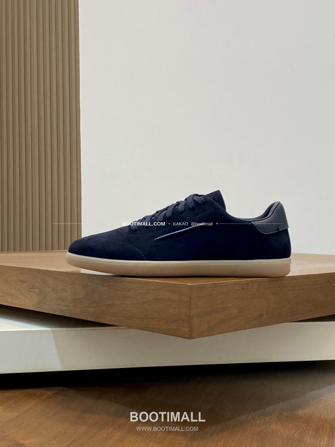 제냐 232 스웨이드 로고 레이스업 스니커즈 네이비 Zegna 232 Suede Logo Lace-Up Sneakers 2