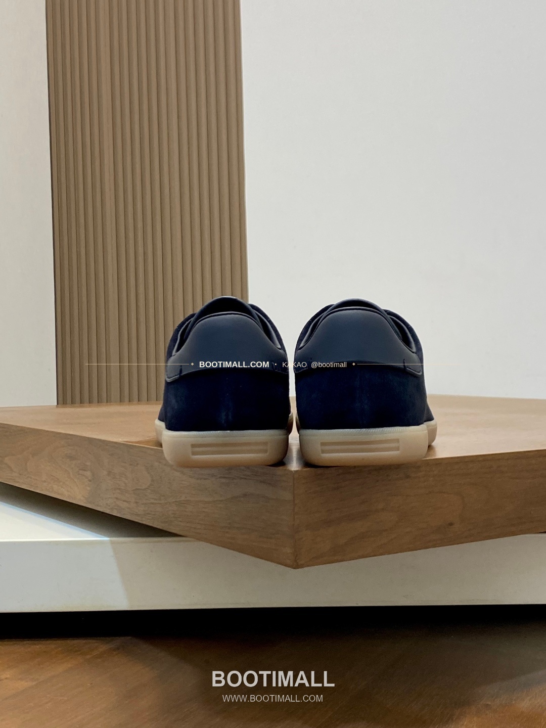 제냐 232 스웨이드 로고 레이스업 스니커즈 네이비 Zegna 232 Suede Logo Lace-Up Sneakers 8