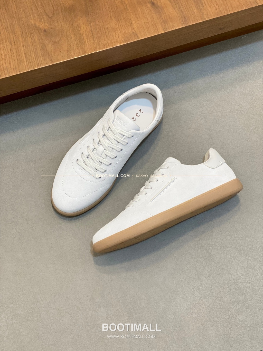 제냐 232 스웨이드 로고 레이스업 스니커즈 화이트 Zegna 232 Suede Logo Lace-Up Sneakers 5