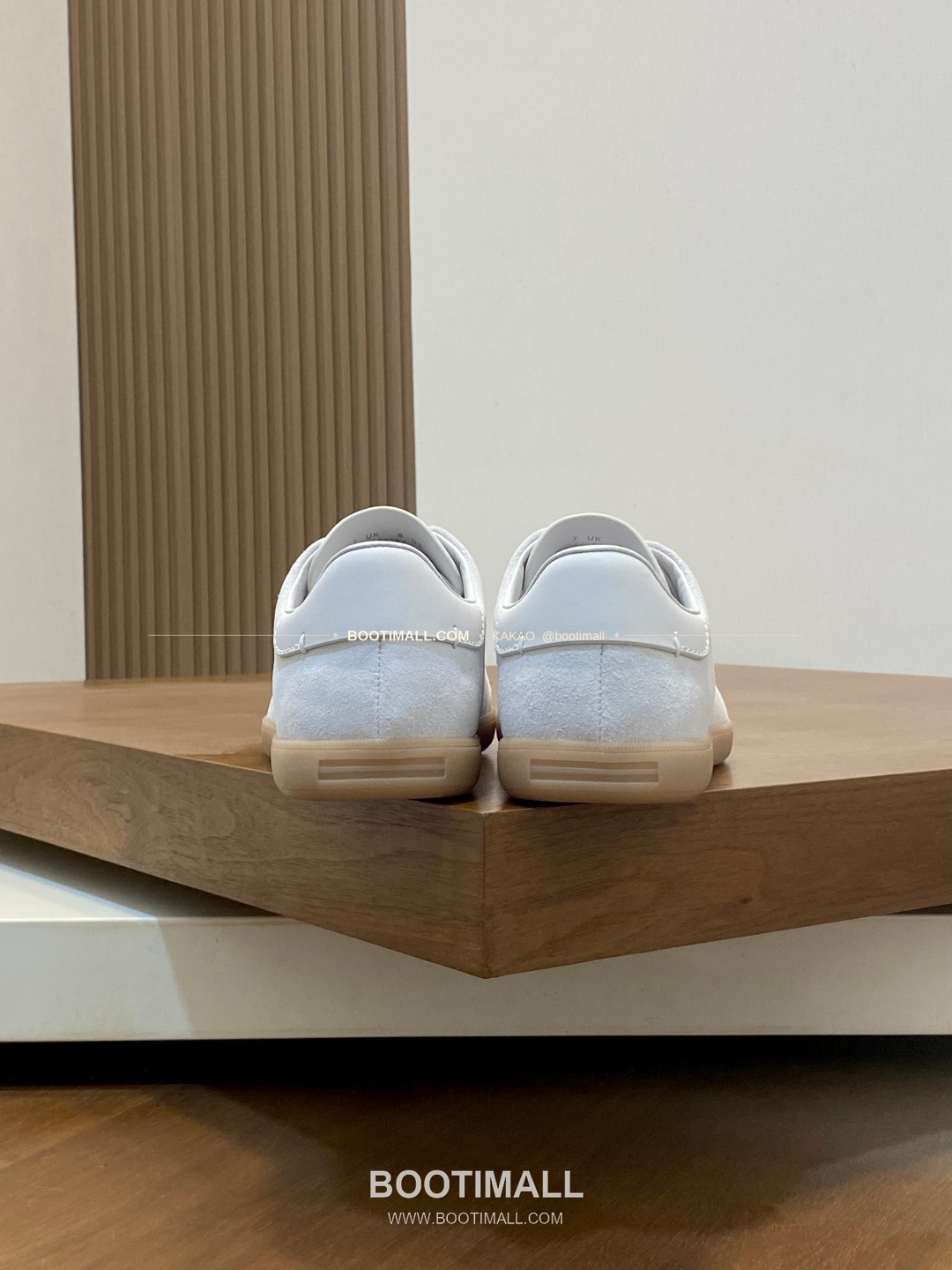 제냐 232 스웨이드 로고 레이스업 스니커즈 화이트 Zegna 232 Suede Logo Lace-Up Sneakers 8