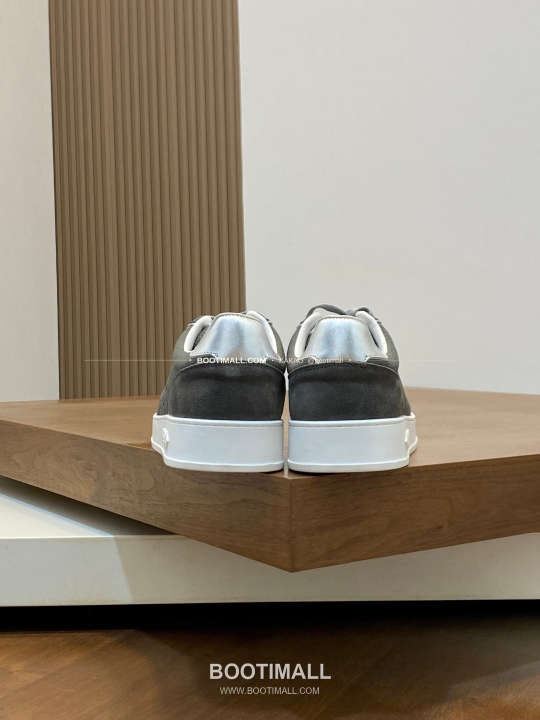 루이비통 송아지가죽 모노그램 로고 레이스업 스니커즈 카키 Louis Vuitton Calfskin Monogram Logo Lace-Up Sneakers 8