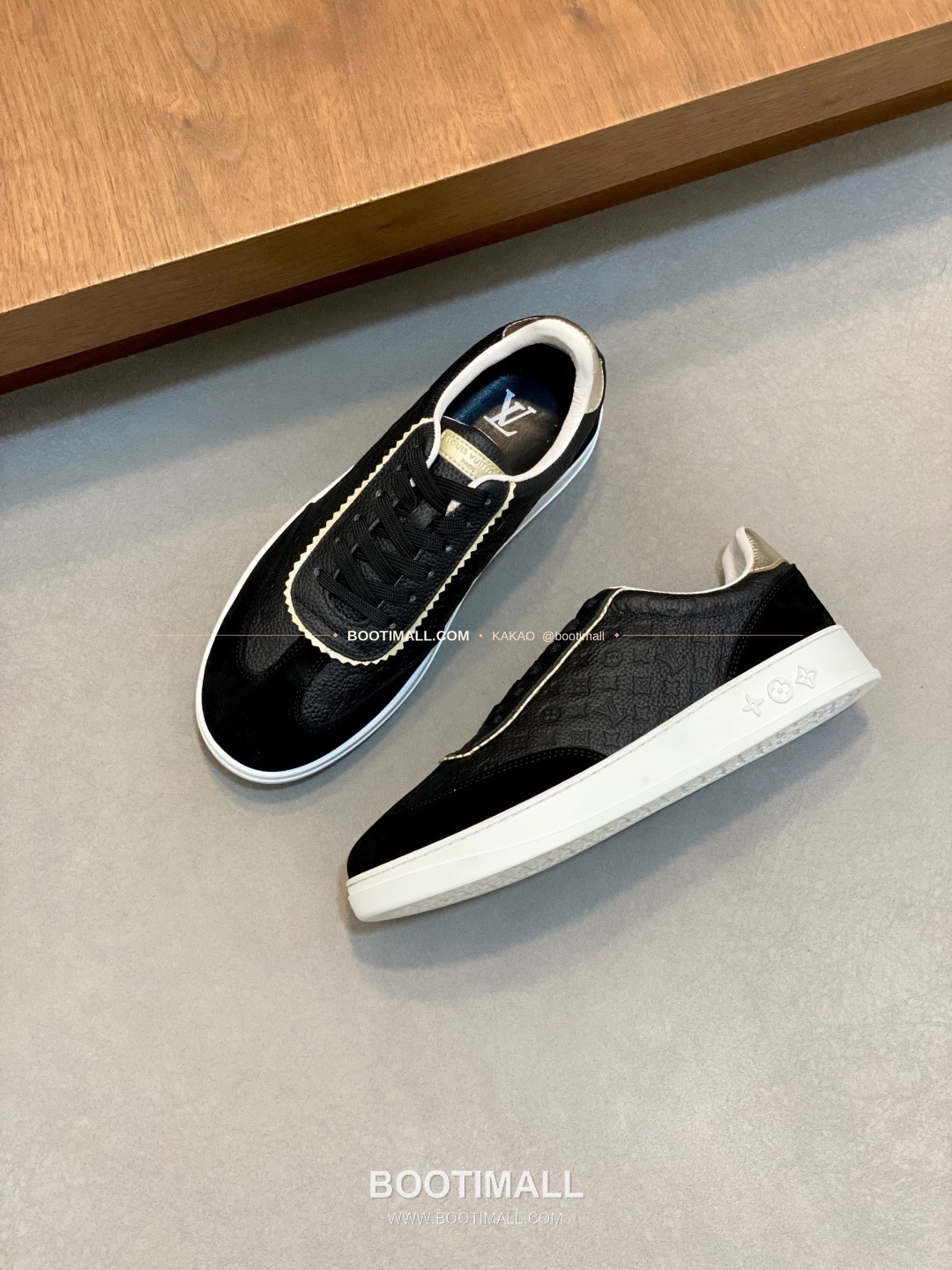 루이비통 송아지가죽 모노그램 로고 레이스업 스니커즈 블랙 Louis Vuitton Calfskin Monogram Logo Lace-Up Sneakers 5