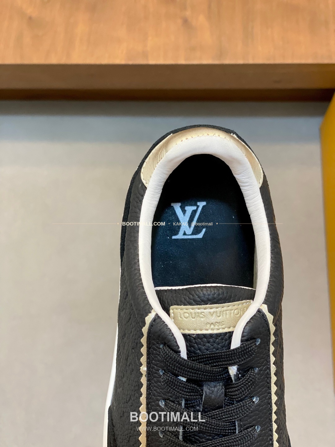 루이비통 송아지가죽 모노그램 로고 레이스업 스니커즈 블랙 Louis Vuitton Calfskin Monogram Logo Lace-Up Sneakers 7