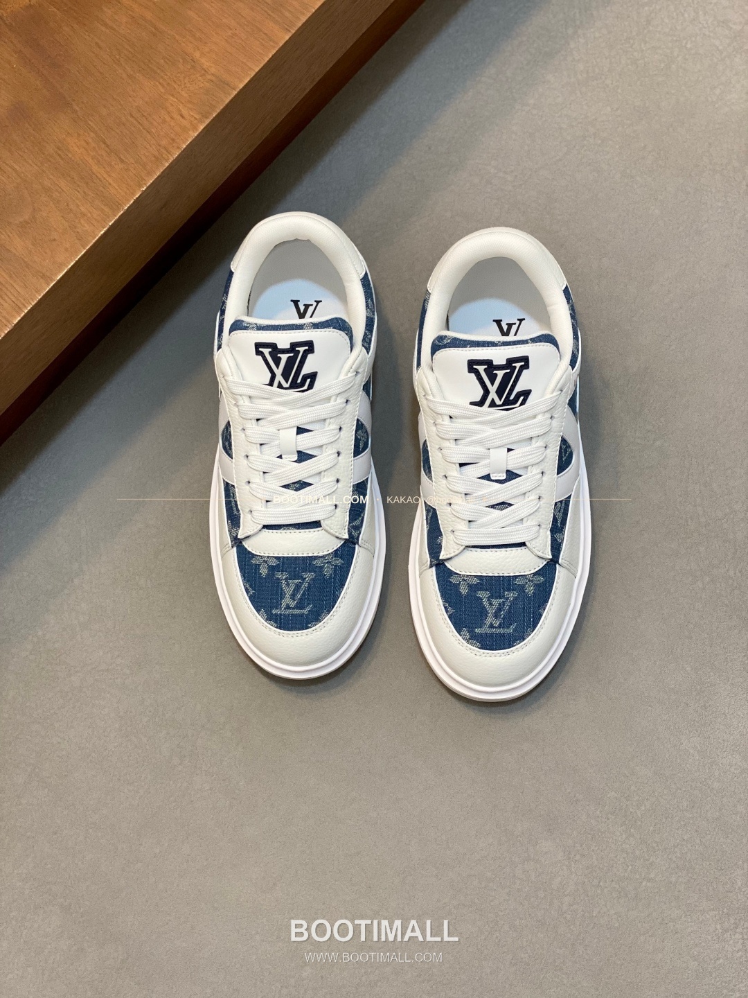 루이비통 모노그램 송아지가죽 에어솔 레이스업 스니커즈 Louis Vuitton Monogram Calfskin Air Sole Lace-Up Sneakers 5cm 1