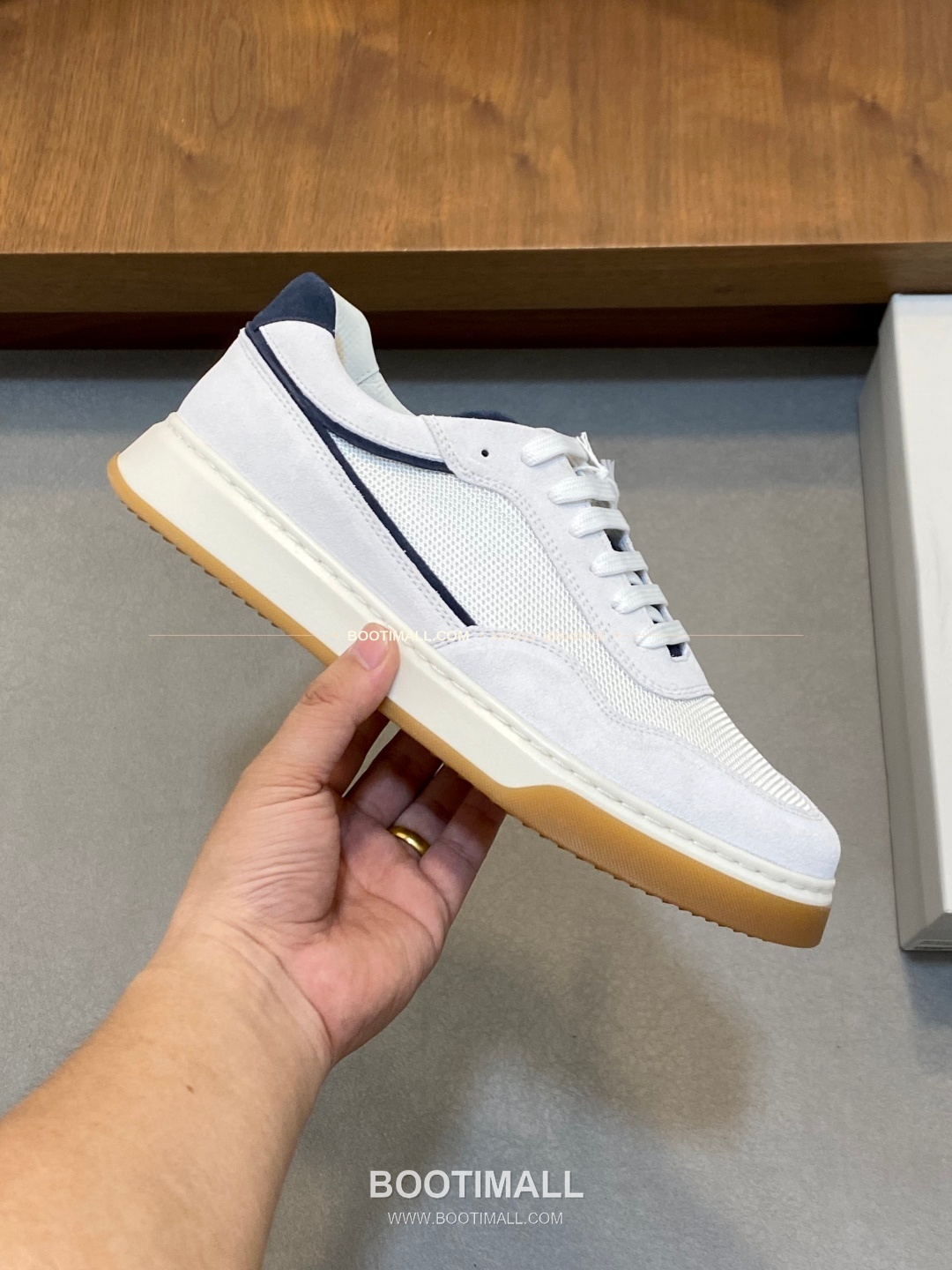 브루넬로쿠치넬리 캐시미어 스웨이드 펀칭 레이스업 스니커즈 Brunello Cucinelli Cashmere Suede Perforated Lace-Up Sneakers 4