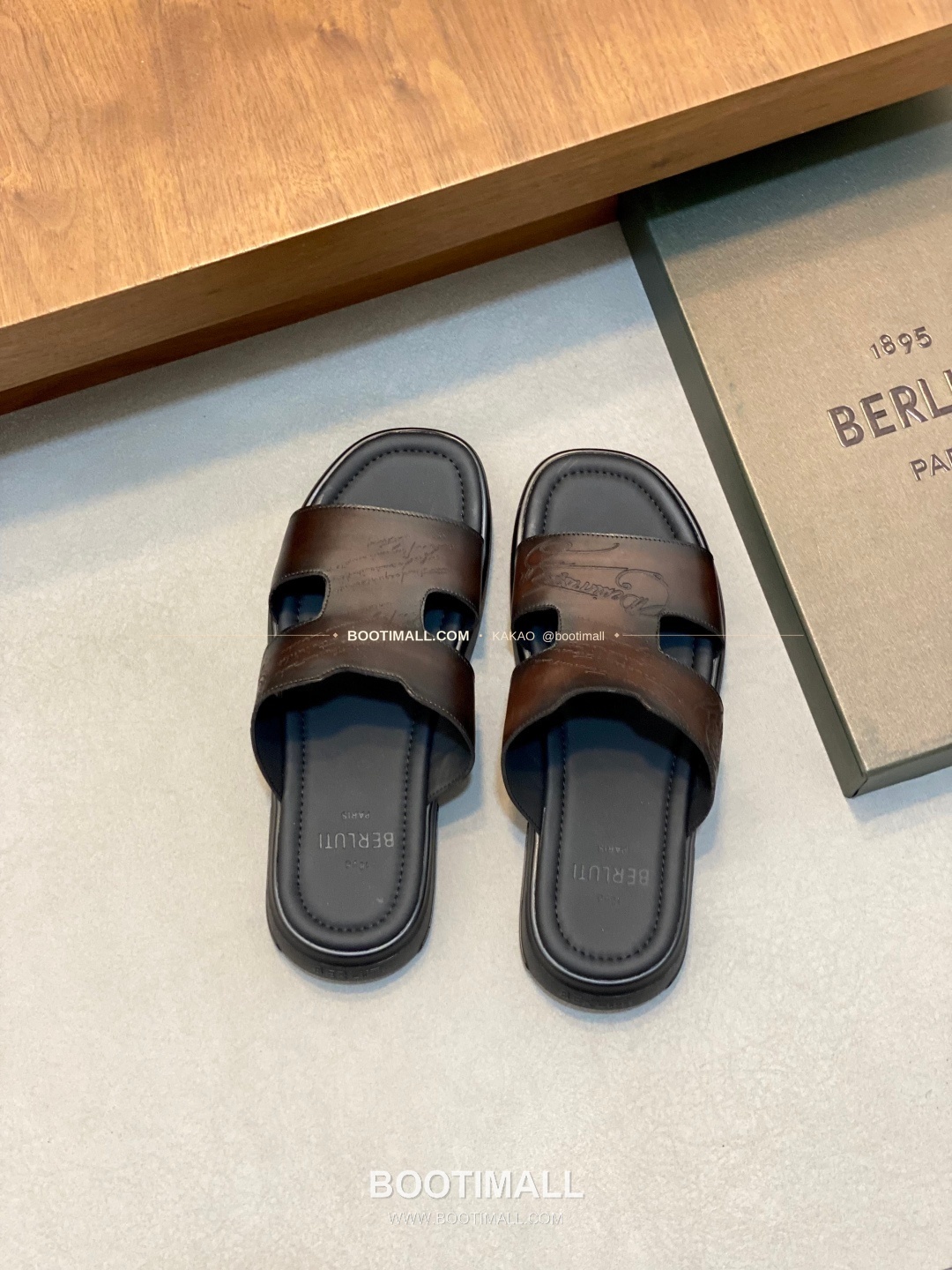벨루티 베네치아가죽 핸드페인팅 슬립온 샌들 브라운 Berluti Venezia Calfskin Hand Painted Slip-On Sandals 5