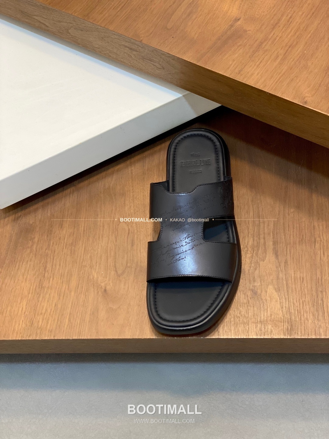 벨루티 베네치아가죽 핸드페인팅 슬립온 샌들 블랙 Berluti Venezia Calfskin Hand Painted Slip-On Sandals 9