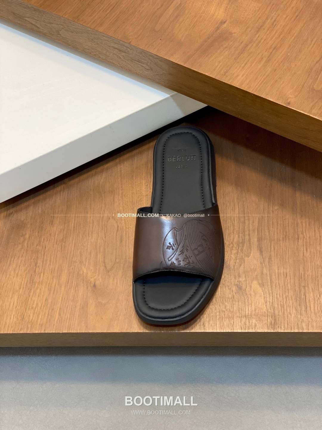 벨루티 베네치아가죽 핸드페인팅 슬라이드 샌들 브라운 Berluti Venezia Calfskin Hand Painted Slide Sandals 9