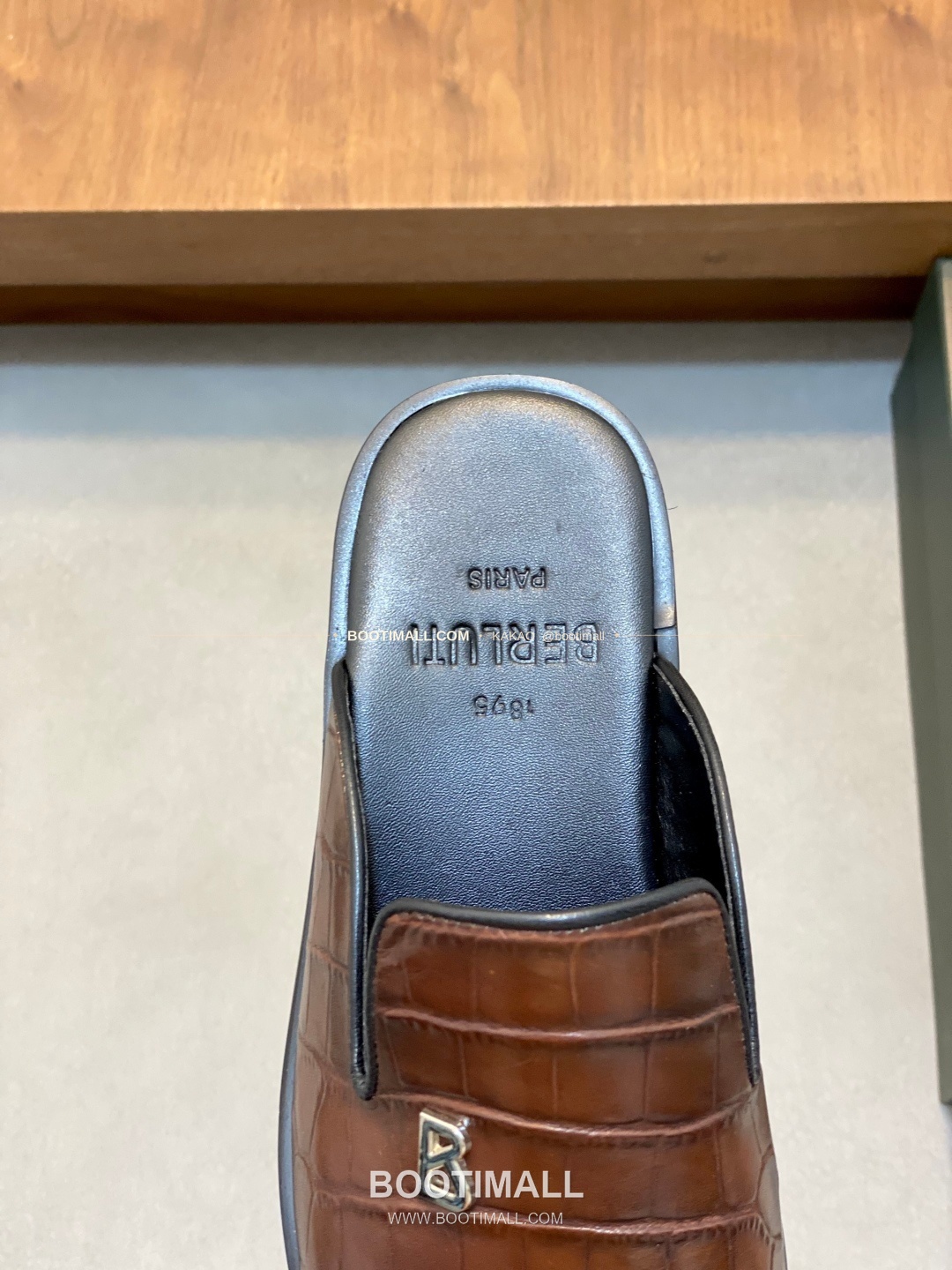 벨루티 송아지가죽 로고 슬립온 하프 샌들 다크브라운 Berluti Calfskin Logo Slip-On Half Sandals 7