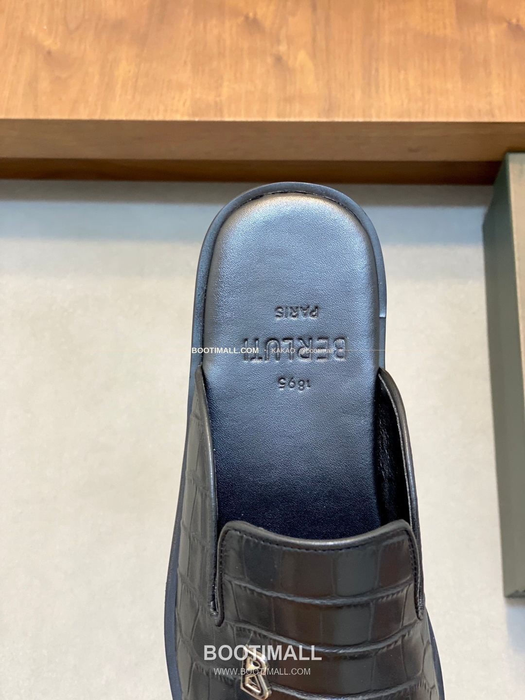 벨루티 송아지가죽 로고 슬립온 하프 샌들 블랙 Berluti Calfskin Logo Slip-On Half Sandals 7