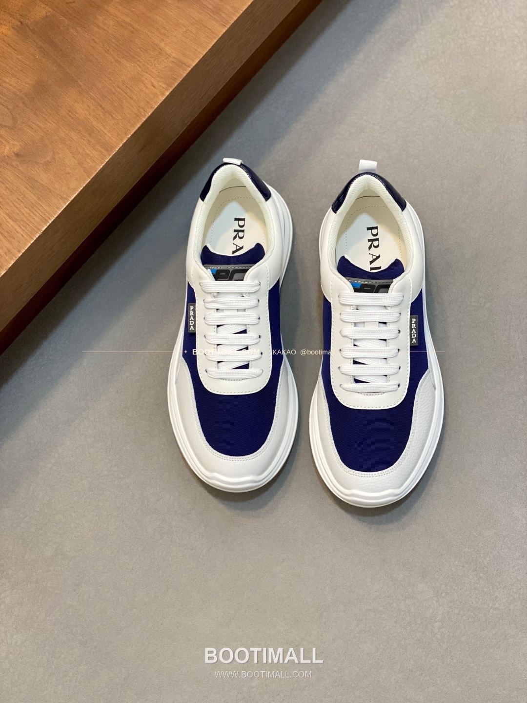 프라다 송아지가죽 나일론 믹스 로고 레이스업 스니커즈 화이트 Prada Calfskin Nylon Mix Logo Lace-Up Sneakers 1