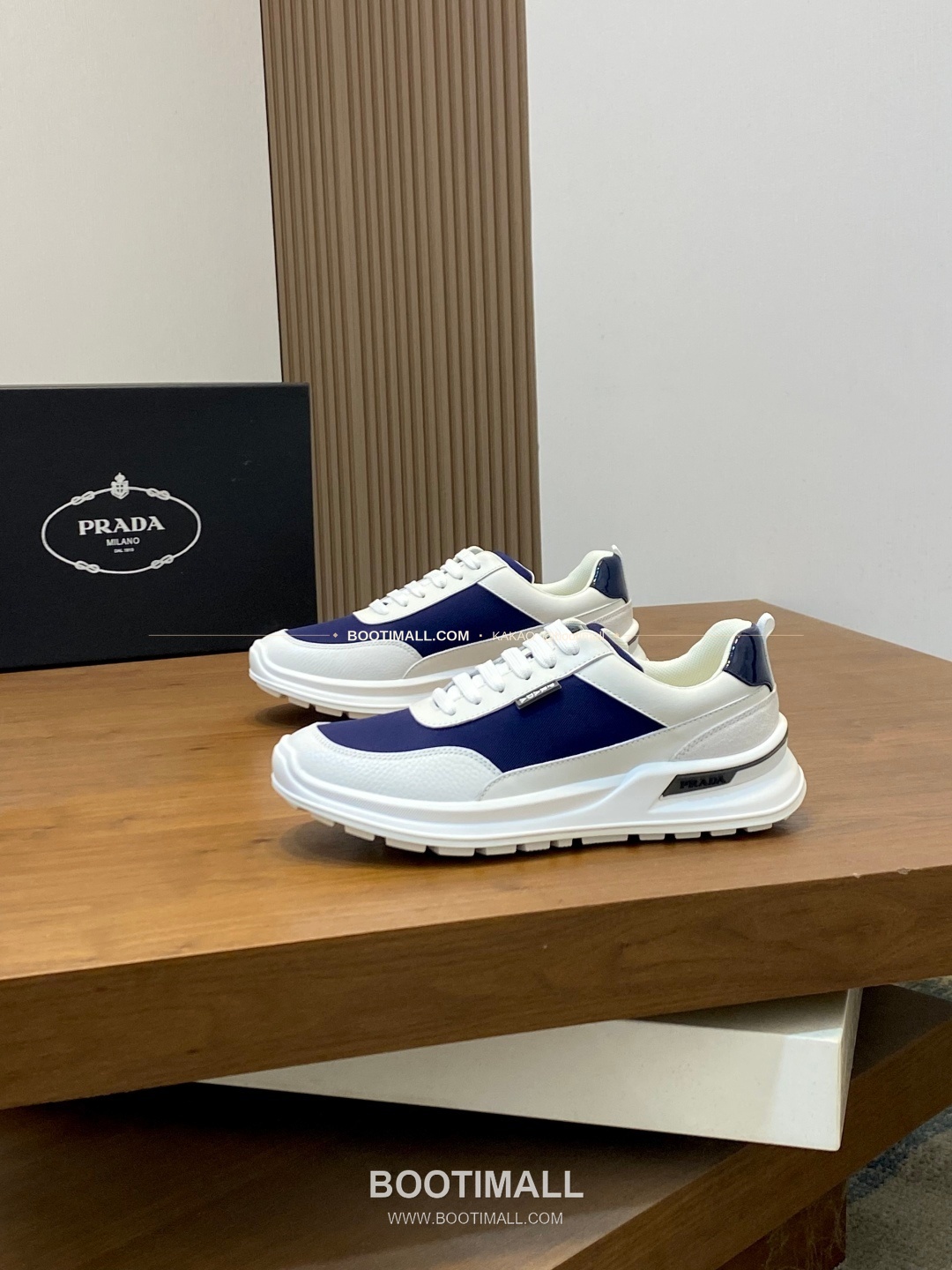 프라다 송아지가죽 나일론 믹스 로고 레이스업 스니커즈 화이트 Prada Calfskin Nylon Mix Logo Lace-Up Sneakers 3