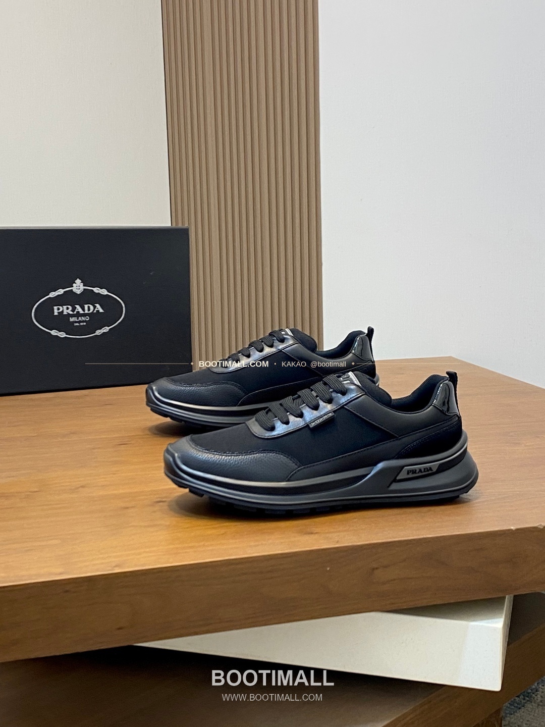 프라다 송아지가죽 나일론 믹스 로고 레이스업 스니커즈 블랙 Prada Calfskin Nylon Mix Logo Lace-Up Sneakers 3