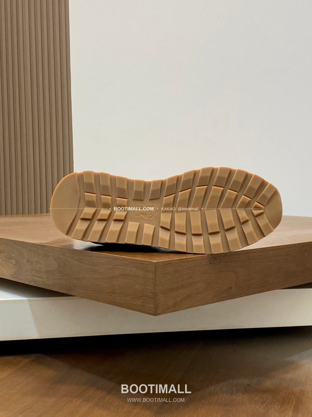 브루넬로쿠치넬리 송아지가죽 스웨이드 믹스 로고 레이스업 스니커즈 블랙 Brunello Cucinelli Calfskin Suede Mix Logo Lace-Up Sneakers 9