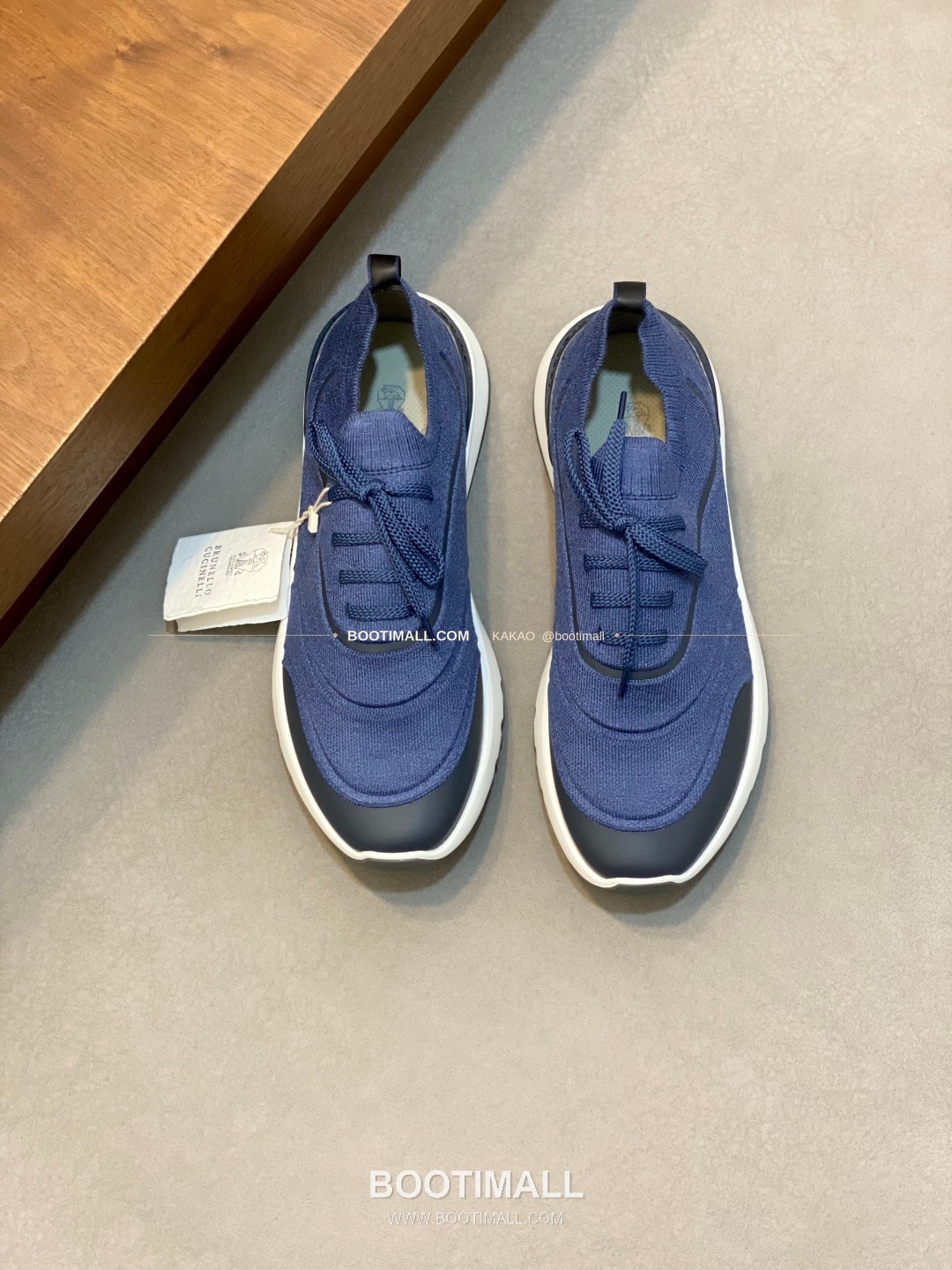 브루넬로쿠치넬리 스웨이드 플라이니트 믹스 로고 레이스업 스니커즈 네이비 Brunello Cucinelli Suede Flyknit Mix Logo Lace-Up Sneakers 1