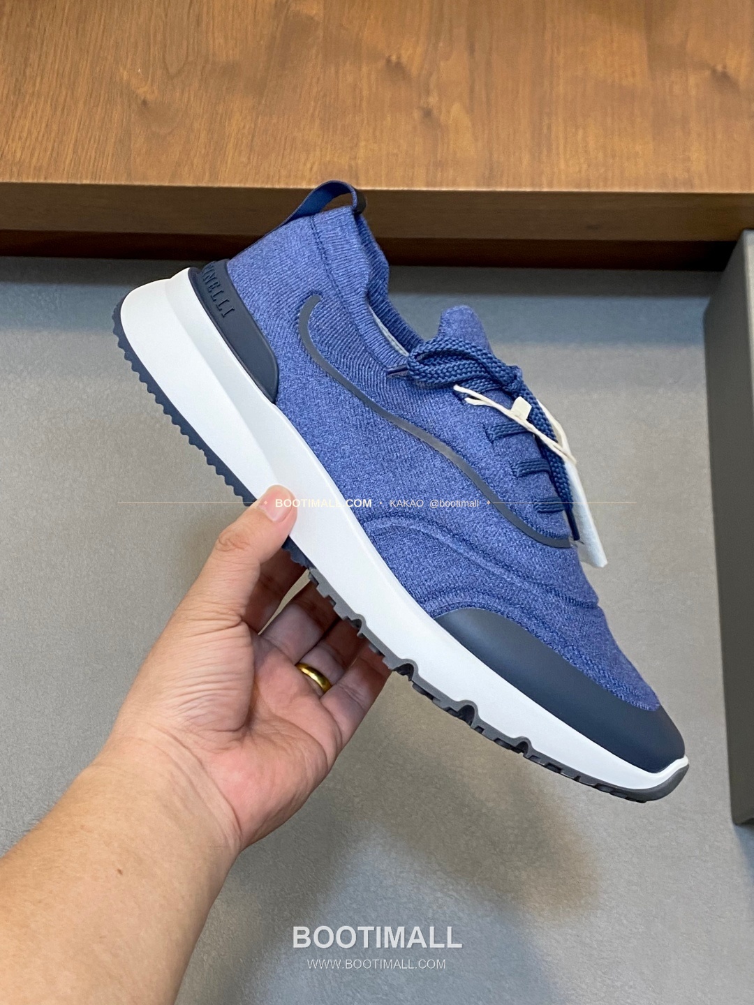 브루넬로쿠치넬리 스웨이드 플라이니트 믹스 로고 레이스업 스니커즈 네이비 Brunello Cucinelli Suede Flyknit Mix Logo Lace-Up Sneakers 4