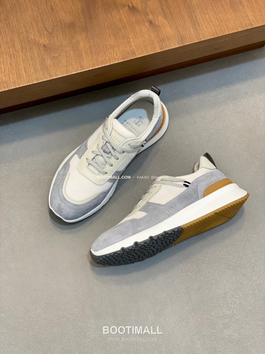 브루넬로쿠치넬리 캐시미어 스웨이드 펀칭 레이스업 스니커즈 Brunello Cucinelli Cashmere Suede Perforated Lace-Up Sneakers 5