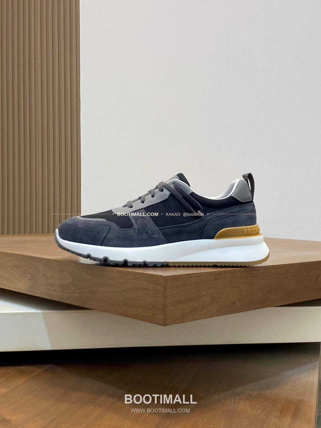 브루넬로쿠치넬리 캐시미어 스웨이드 펀칭 레이스업 스니커즈 Brunello Cucinelli Cashmere Suede Perforated Lace-Up Sneakers 2