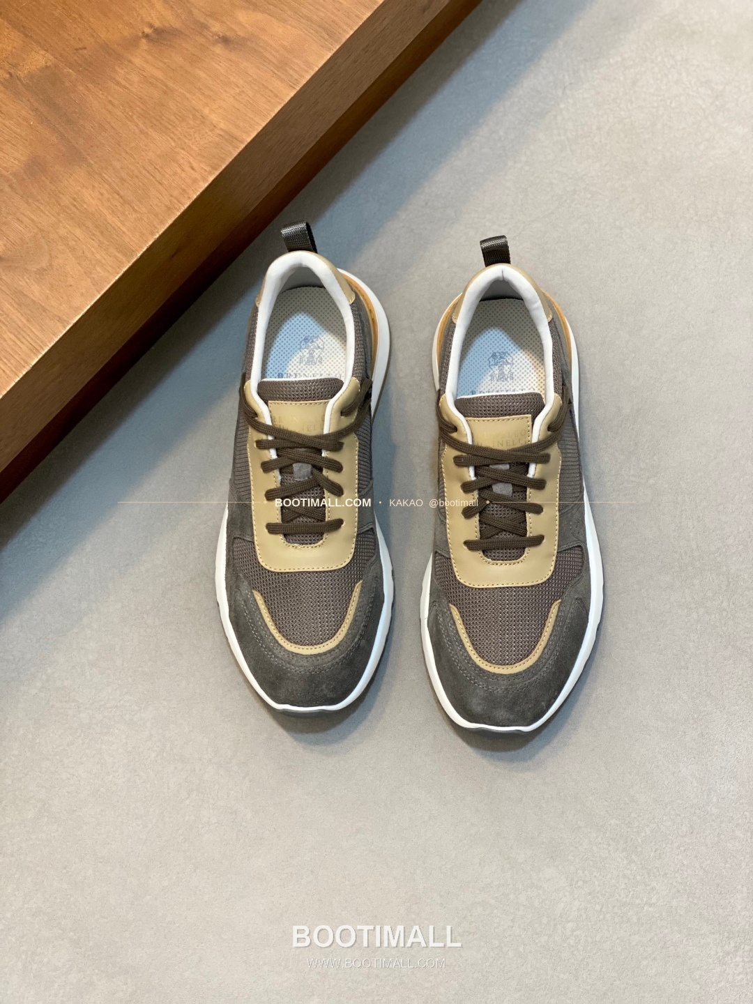 브루넬로쿠치넬리 캐시미어 스웨이드 펀칭 레이스업 스니커즈 Brunello Cucinelli Cashmere Suede Perforated Lace-Up Sneakers 1