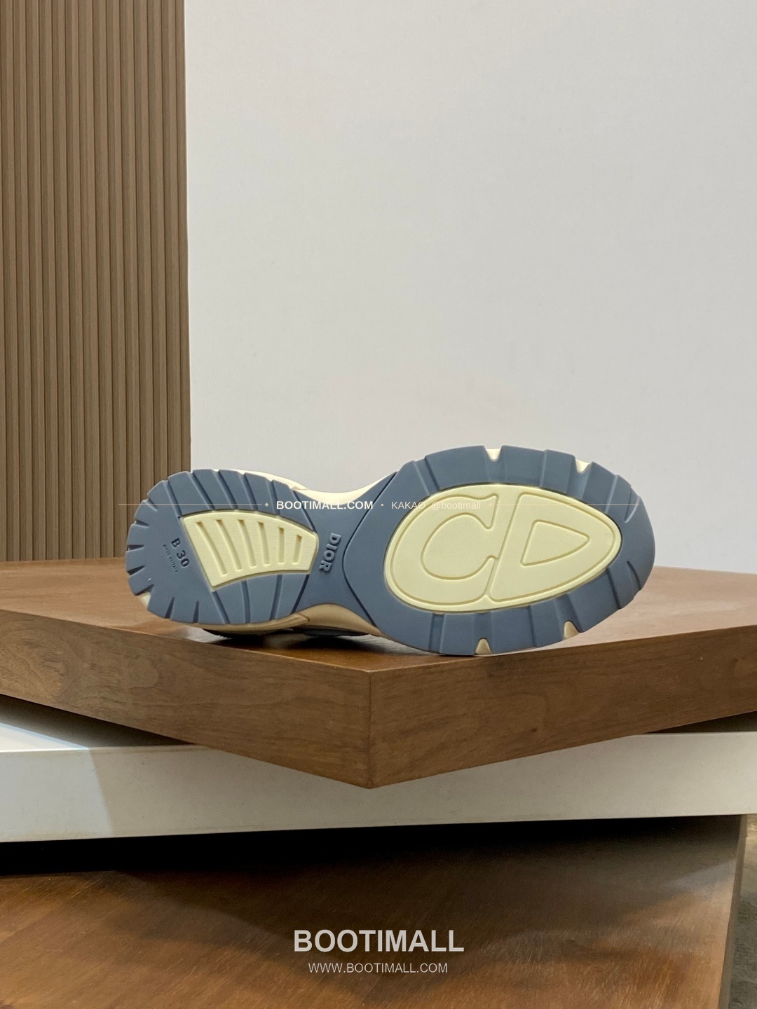 디올 B30 카운트다운 테크 메쉬 로고 레이스업 스니커즈 Dior B30 Countdown Tech Mesh Logo Lace-Up Sneakers 9