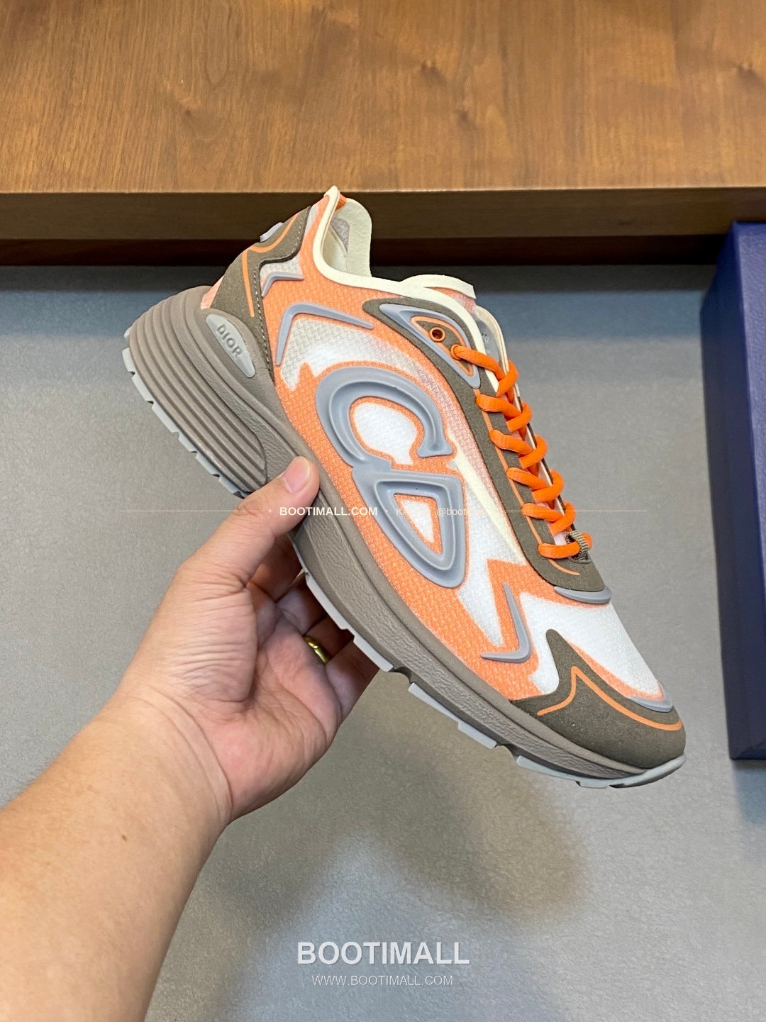 디올 B30 카운트다운 테크 메쉬 로고 레이스업 스니커즈 오렌지 Dior B30 Countdown Tech Mesh Logo Lace-Up Sneakers 4