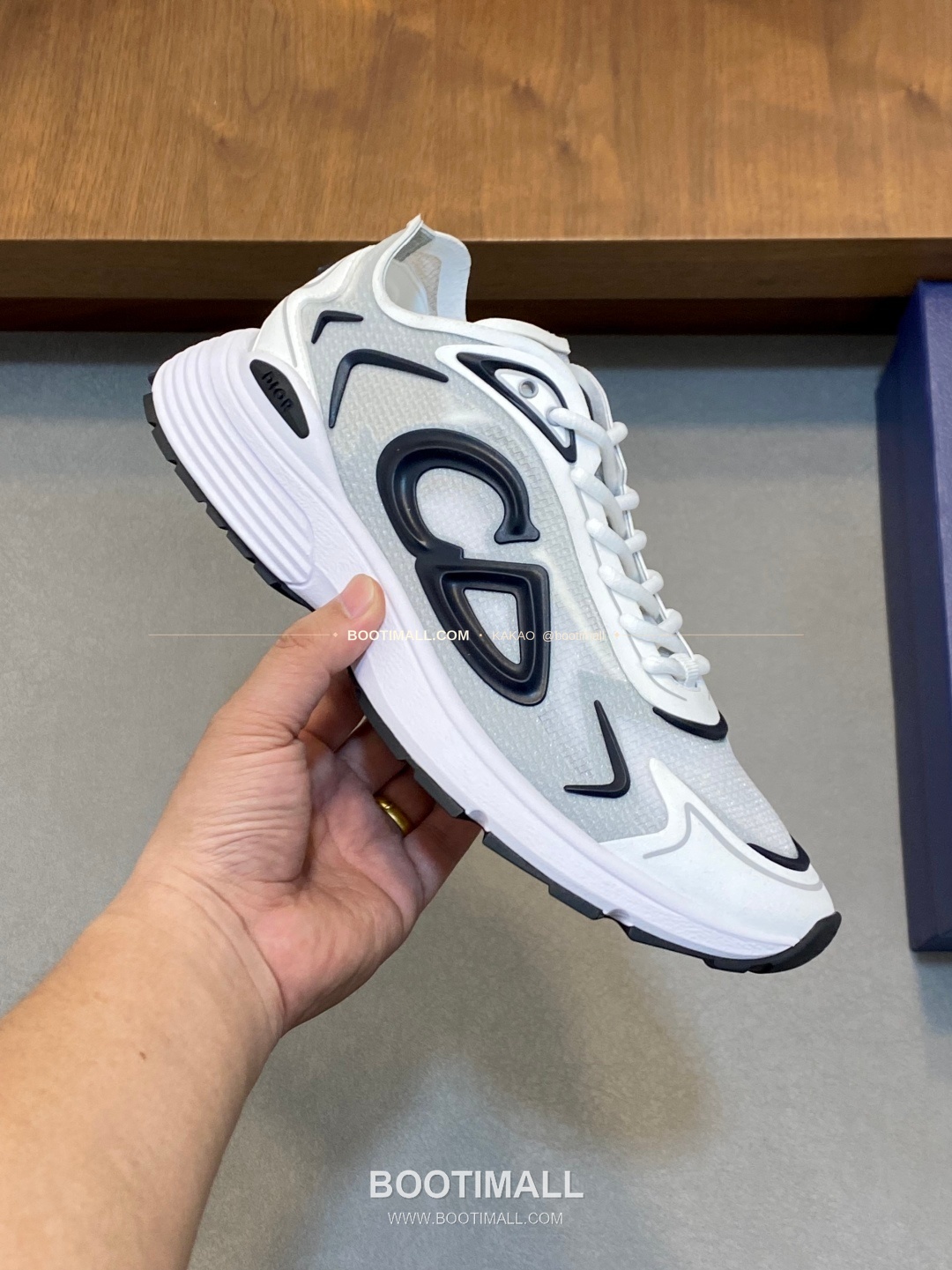 디올 B30 카운트다운 테크 메쉬 로고 레이스업 스니커즈 Dior B30 Countdown Tech Mesh Logo Lace-Up Sneakers 4