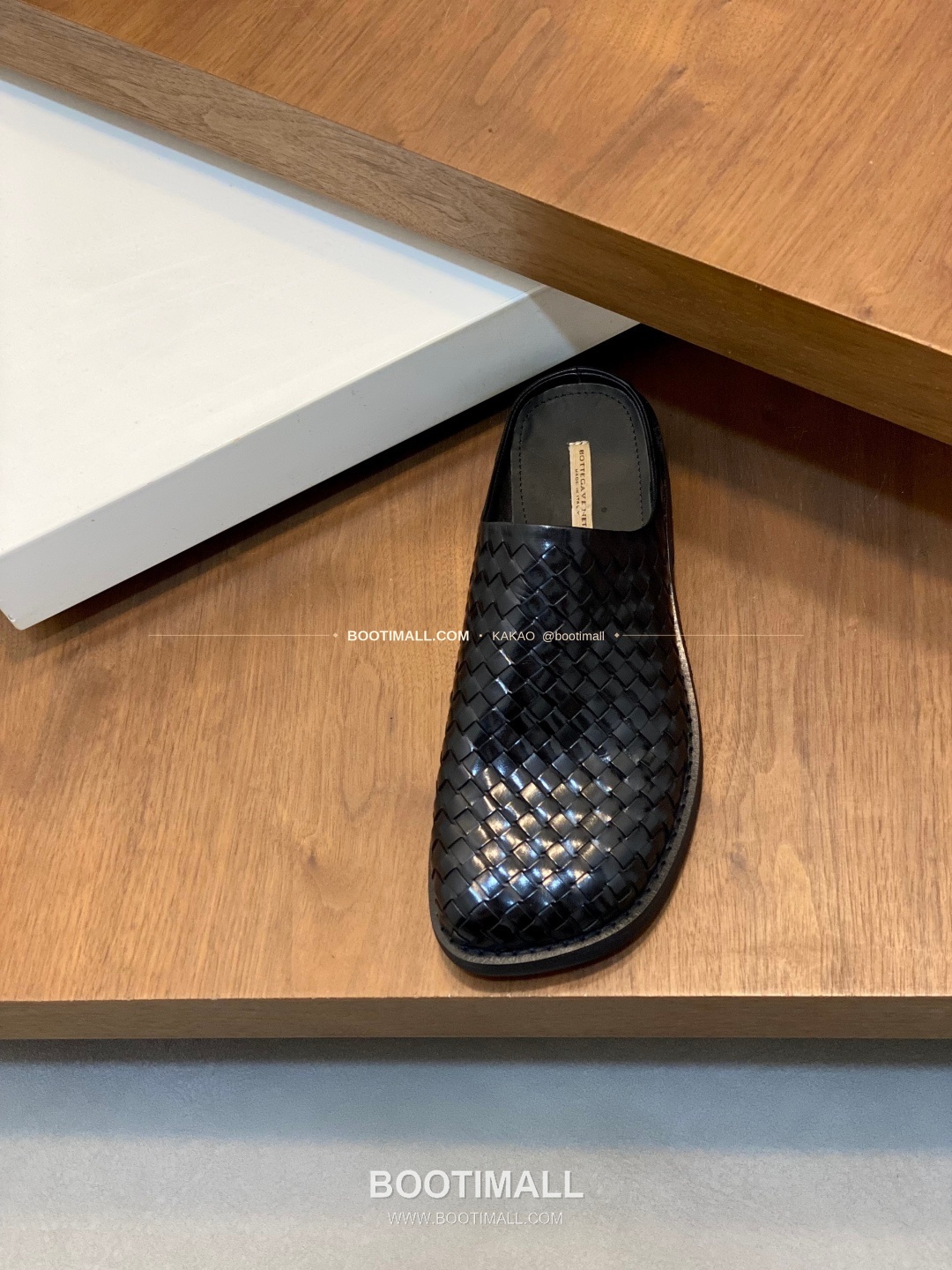 보테가베네타 인트레치아토 가죽 슬립온 슬라이드 샌들 블랙 Bottega Veneta Intrecciato Leather Slip-On Slide Sandals 6