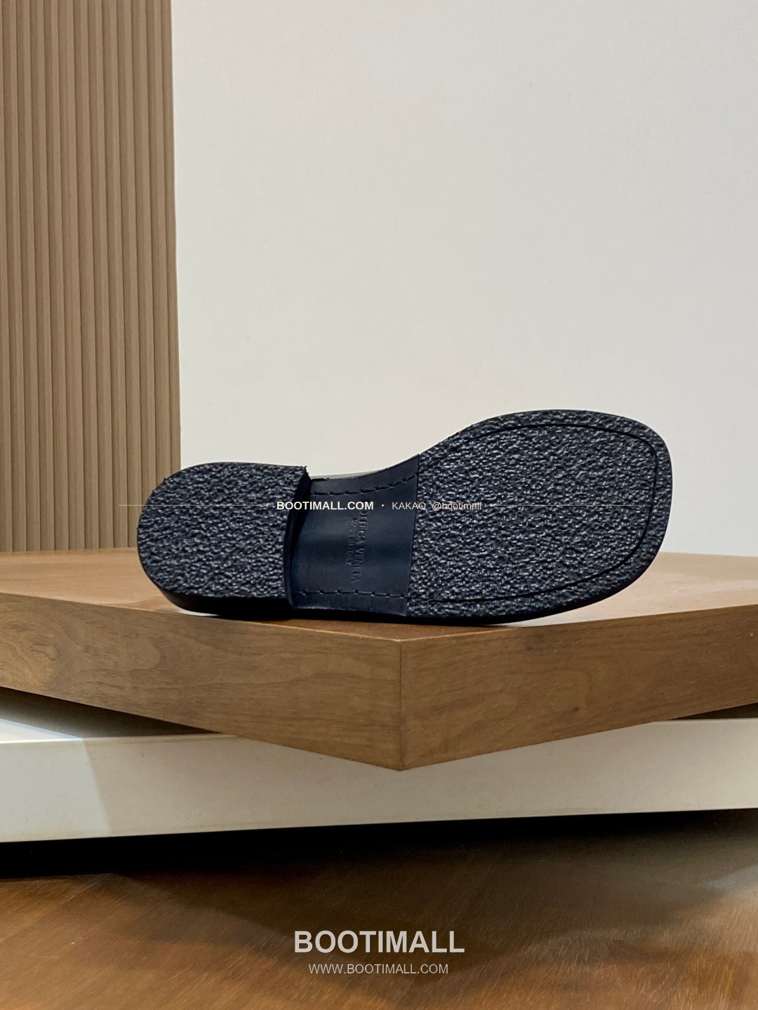 보테가베네타 인트레치아토 가죽 슬립온 샌들 블랙 Bottega Veneta Intrecciato Leather Slip-On Sandals 9