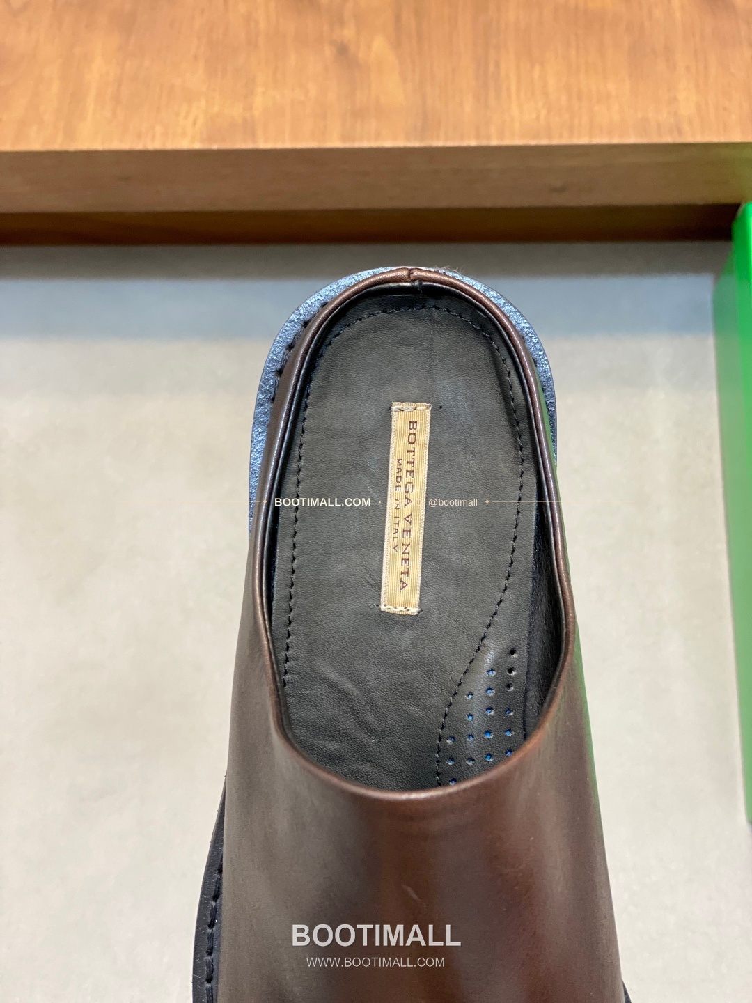 보테가베네타 인트레치아토 가죽 슬립온 샌들 브라운 Bottega Veneta Intrecciato Leather Slip-On Sandals 7