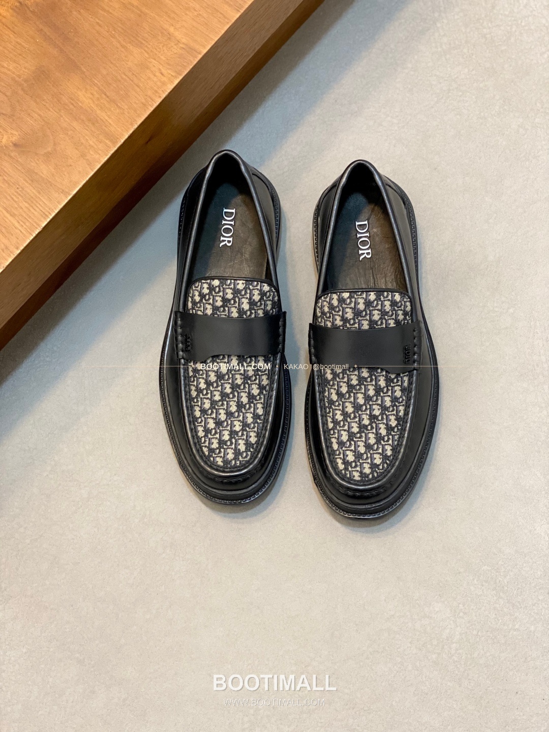 디올 오블리크 가죽 로고 레이스업 더비 슈즈 Dior Oblique Leather Logo Lace-Up Derby Shoes 1