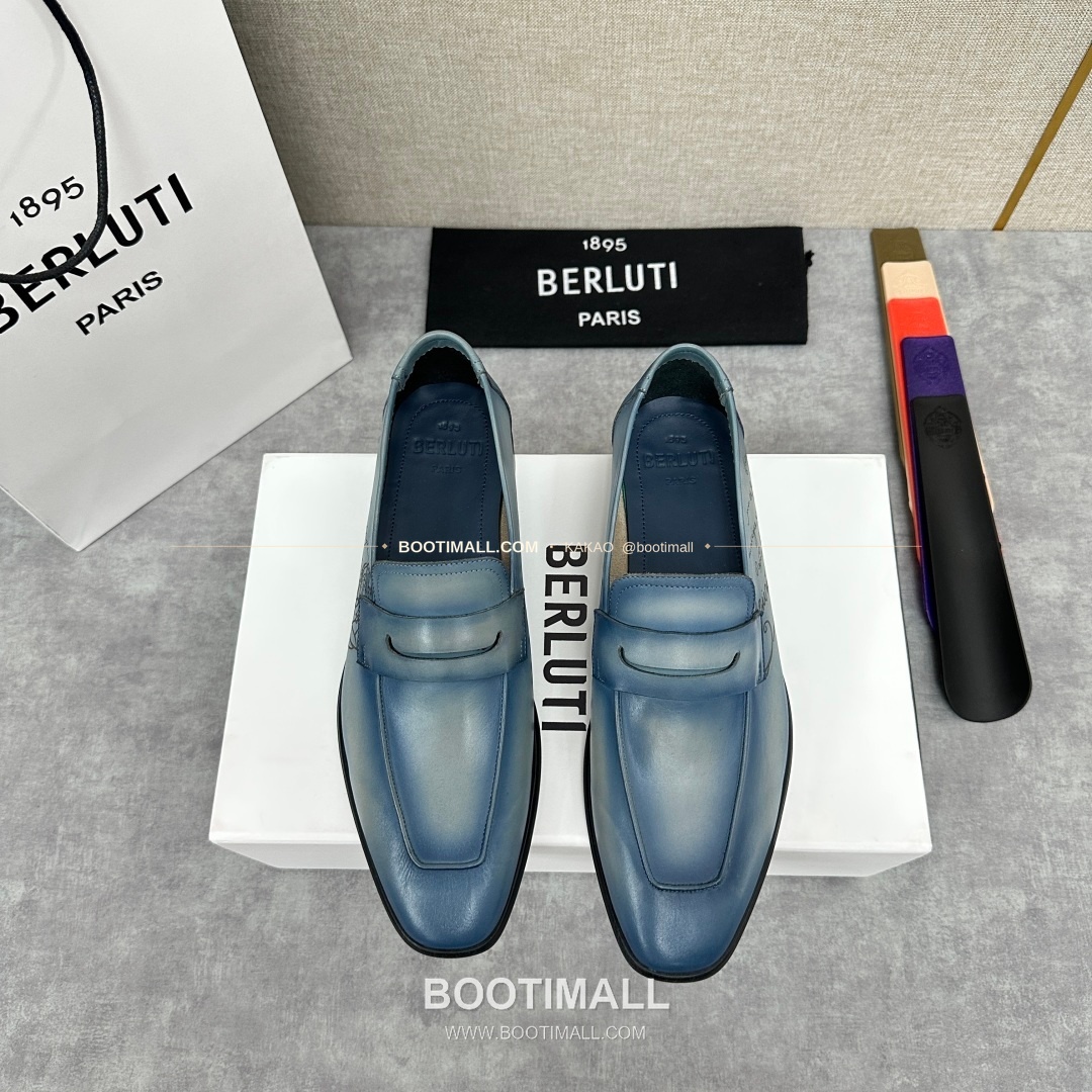 벨루티 로렌조 송아지가죽 스크리토 로퍼 Berluti Lorenzo Calfskin Scritto Loafers 1