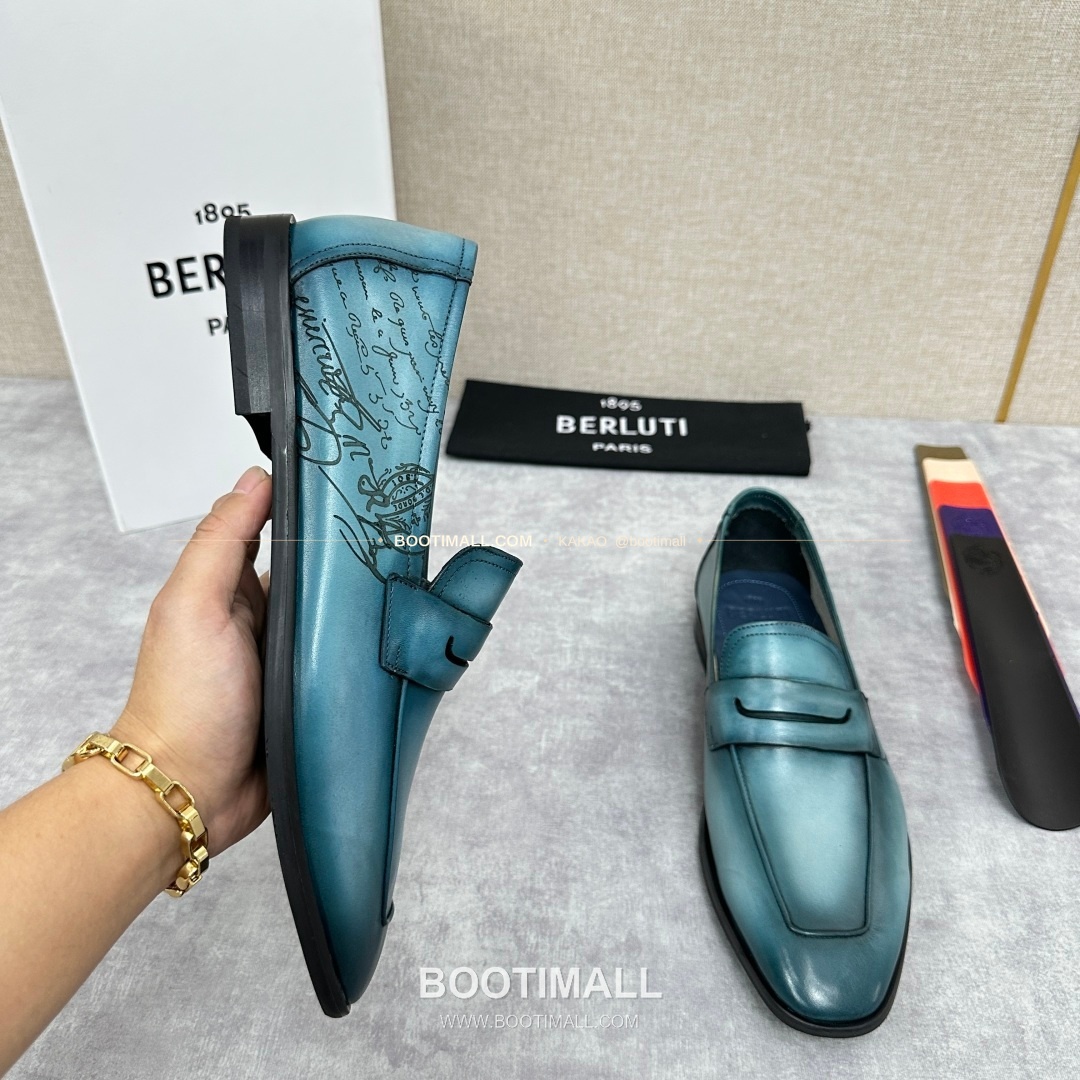 벨루티 로렌조 송아지가죽 스크리토 로퍼 Berluti Lorenzo Calfskin Scritto Loafers 4