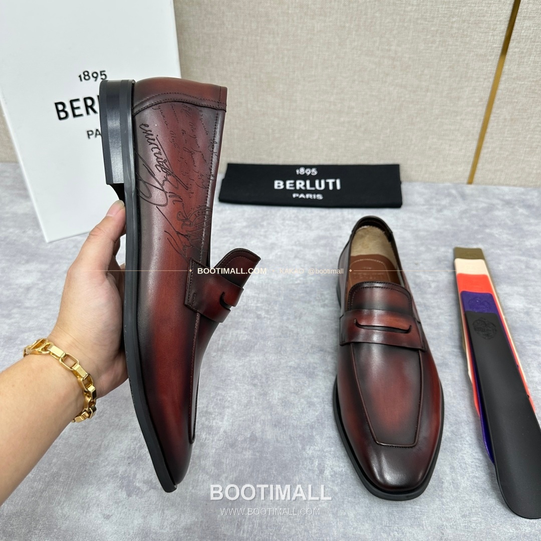 벨루티 로렌조 송아지가죽 스크리토 로퍼 Berluti Lorenzo Calfskin Scritto Loafers 4