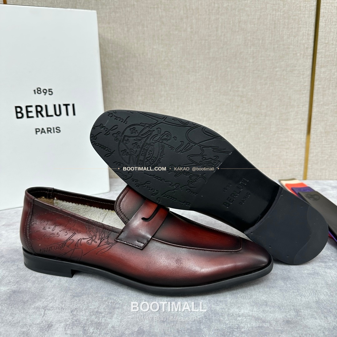 벨루티 로렌조 송아지가죽 스크리토 로퍼 Berluti Lorenzo Calfskin Scritto Loafers 8