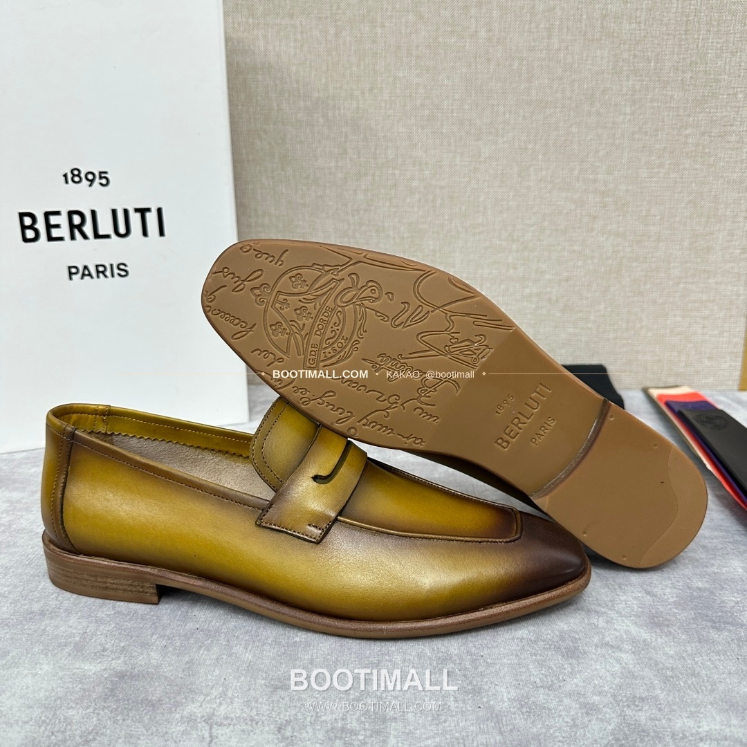 벨루티 로렌조 송아지가죽 스크리토 로퍼 Berluti Lorenzo Calfskin Scritto Loafers 8